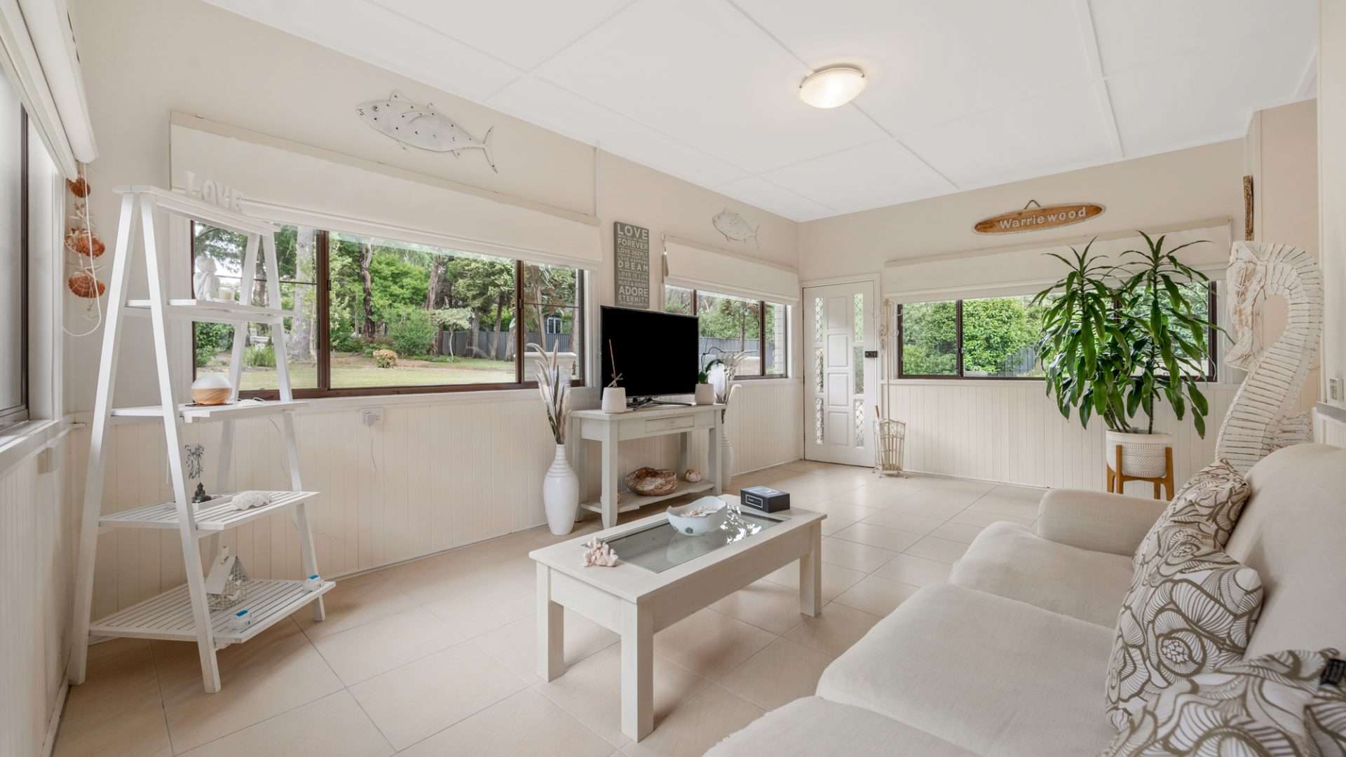 52 Genevieve Road, Bullaburra, NSW 2784 AUS
