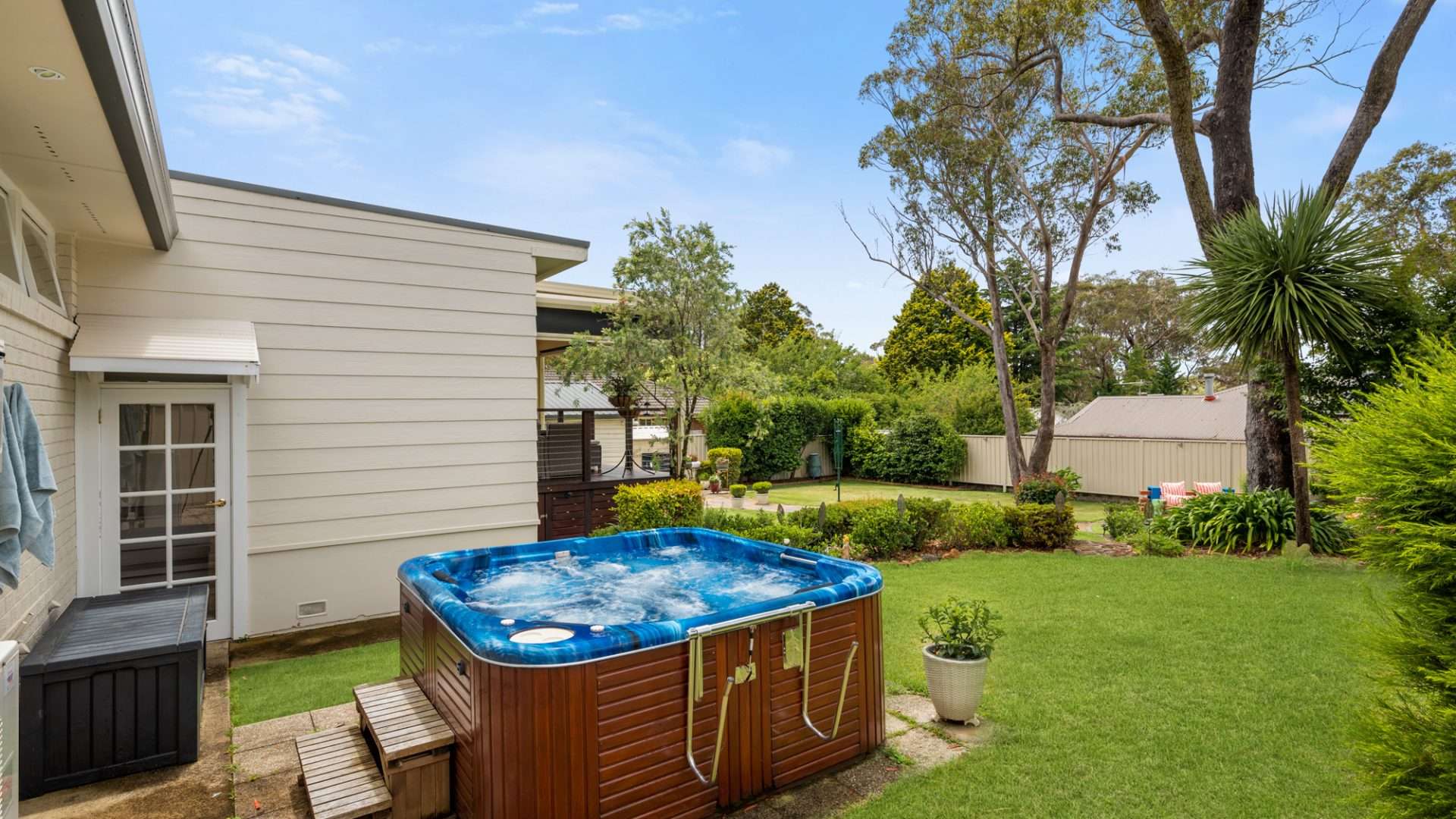 52 Genevieve Road, Bullaburra, NSW 2784 AUS