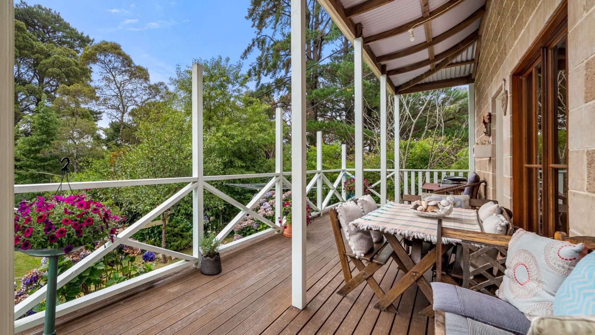12 Abbotsford Road, Katoomba, NSW 2780 AUS