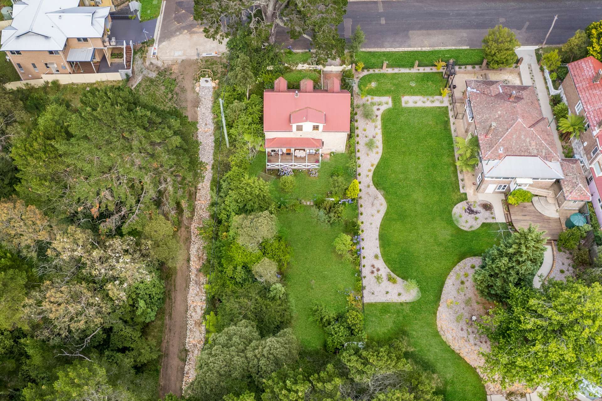 12 Abbotsford Road, Katoomba, NSW 2780 AUS