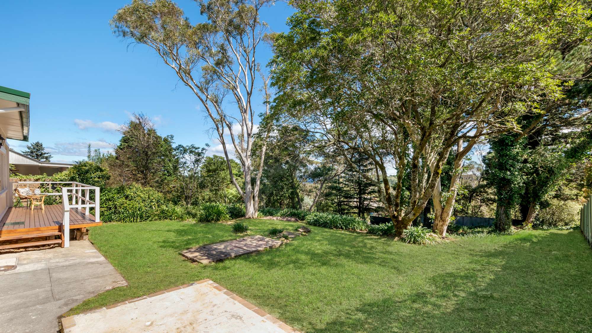 15 Buena Vista Avenue, Wentworth Falls, NSW 2782 AUS