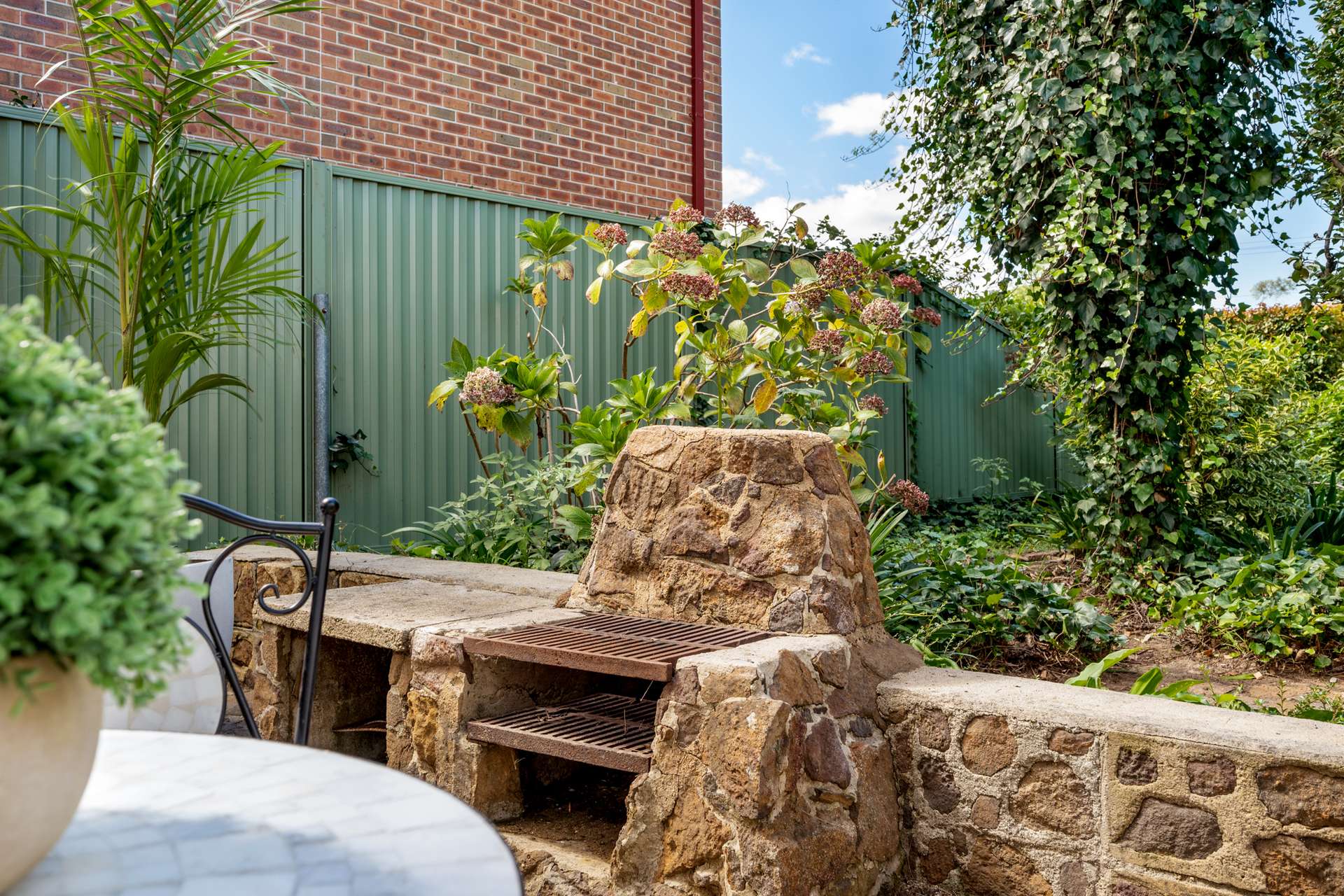 15 Buena Vista Avenue, Wentworth Falls, NSW 2782 AUS