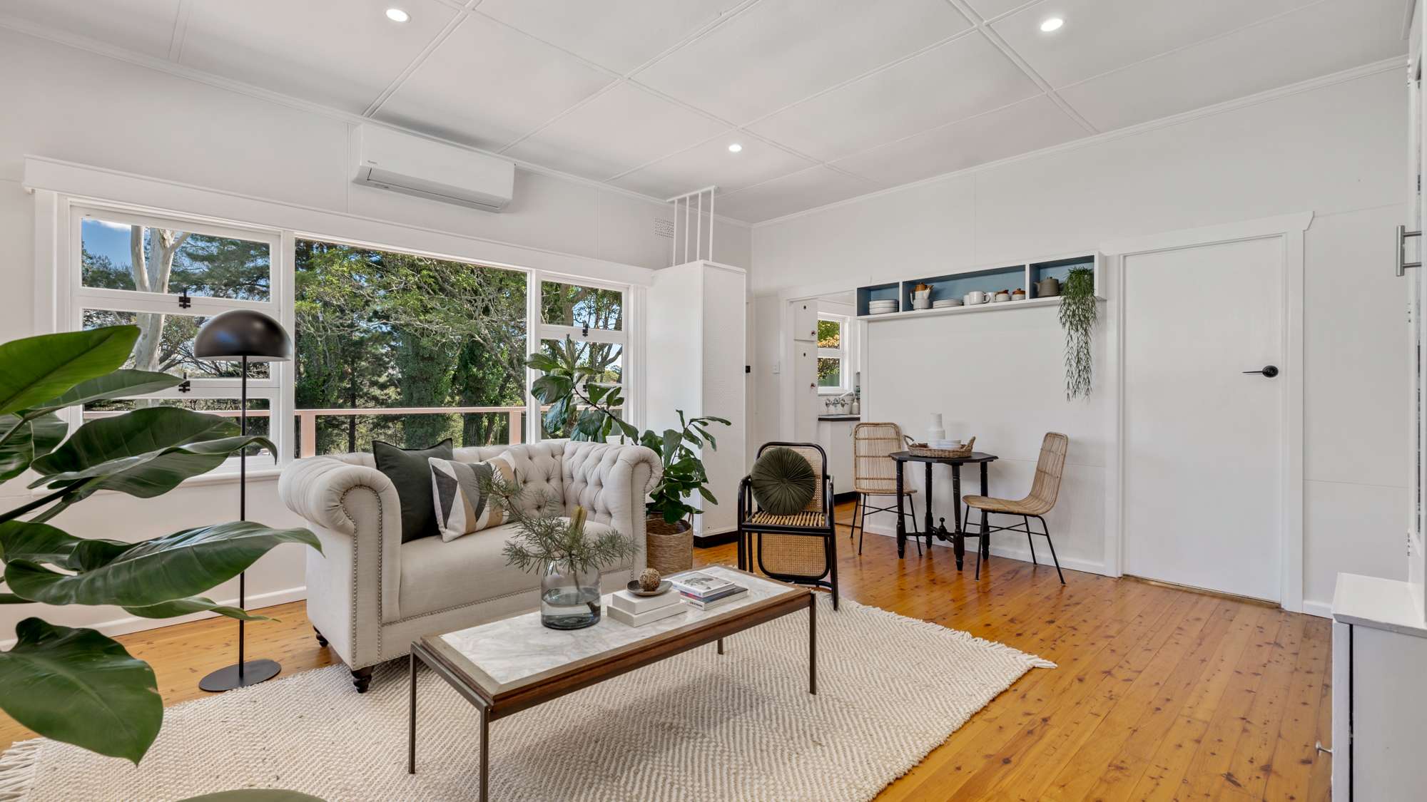 15 Buena Vista Avenue, Wentworth Falls, NSW 2782 AUS