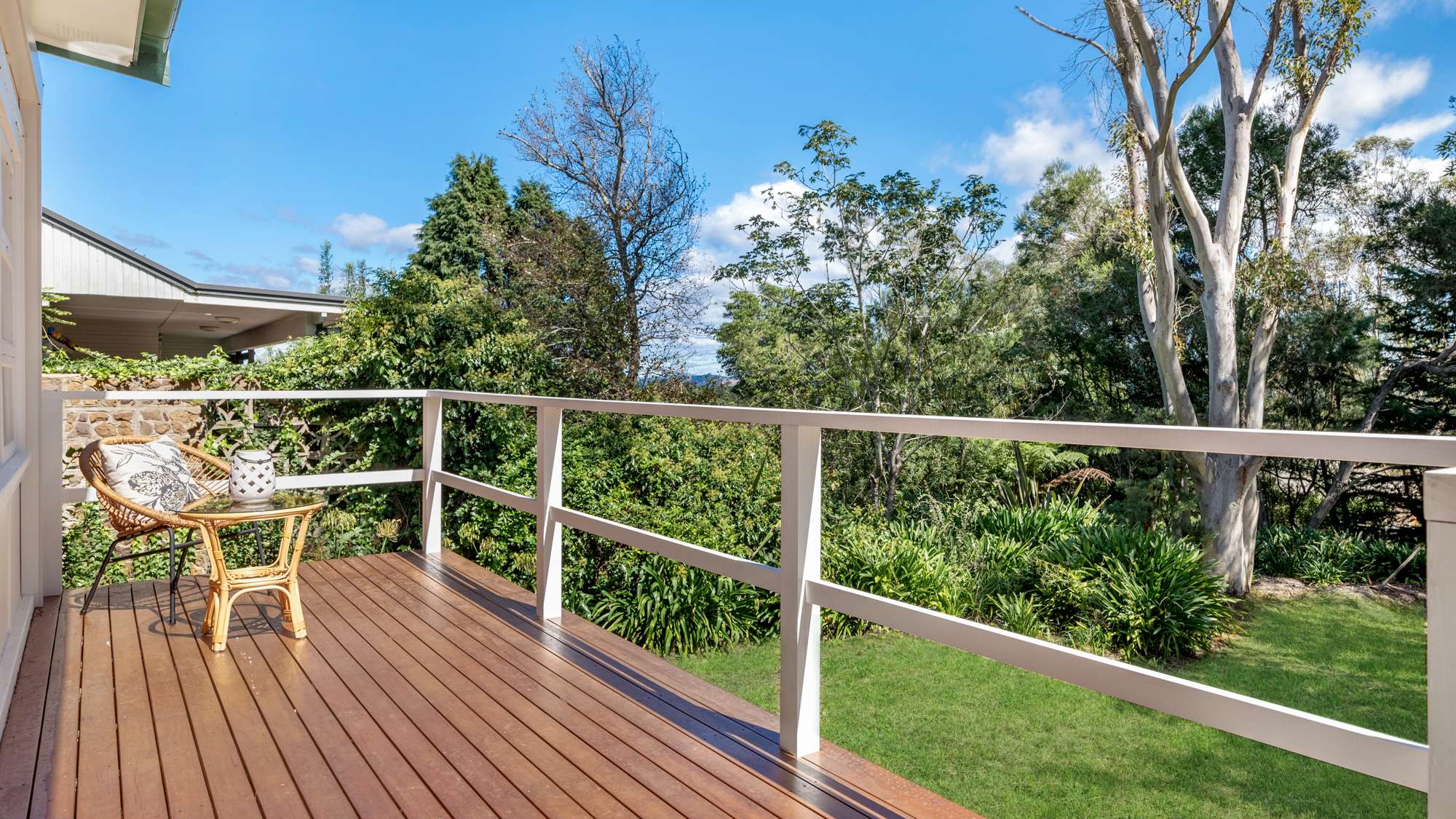 15 Buena Vista Avenue, Wentworth Falls, NSW 2782 AUS