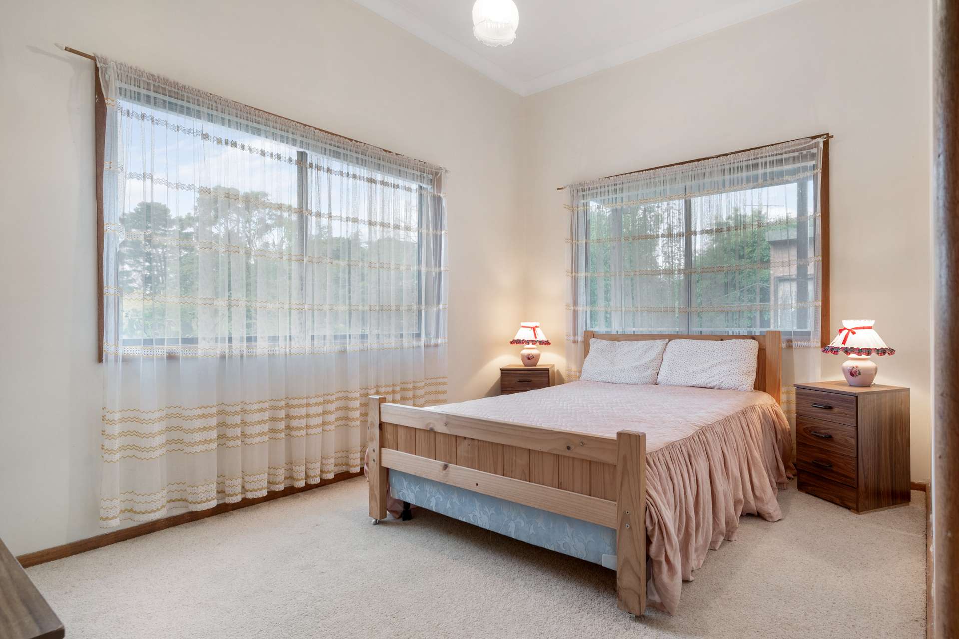 36 Armstrong Street, Wentworth Falls, NSW 2782 AUS