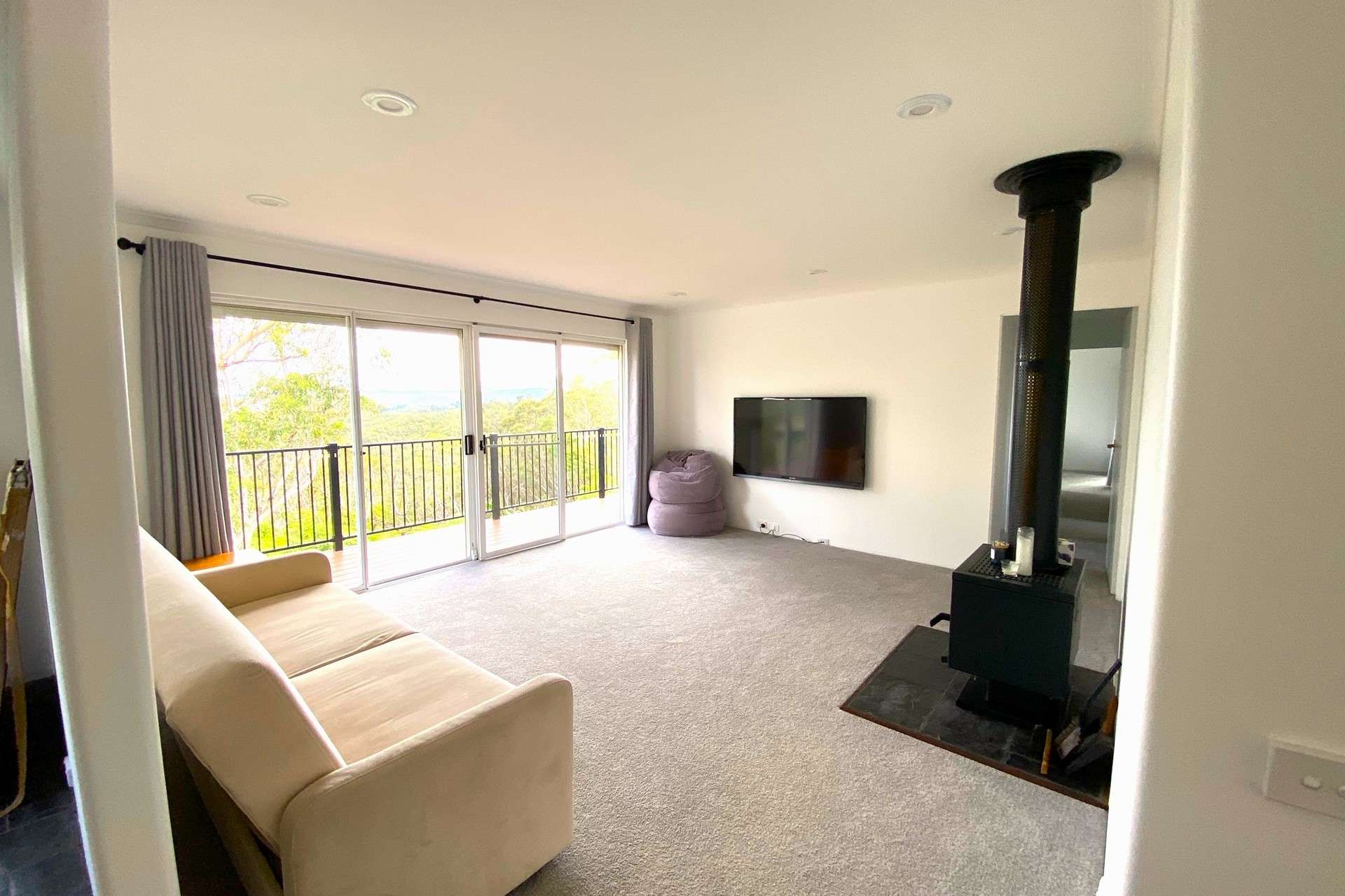 12 Mona Road, Woodford, NSW 2778 AUS