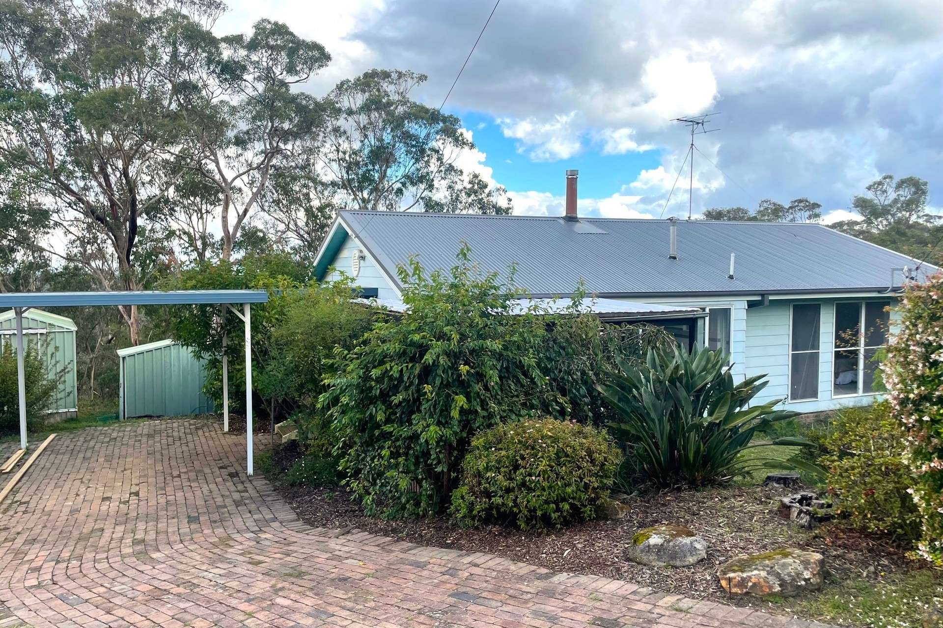 12 Mona Road, Woodford, NSW 2778 AUS