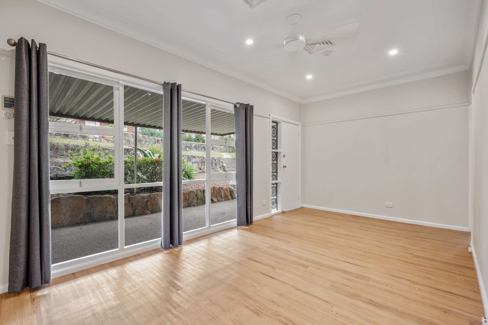 26 Catherine Crescent, Blaxland, NSW 2774 AUS