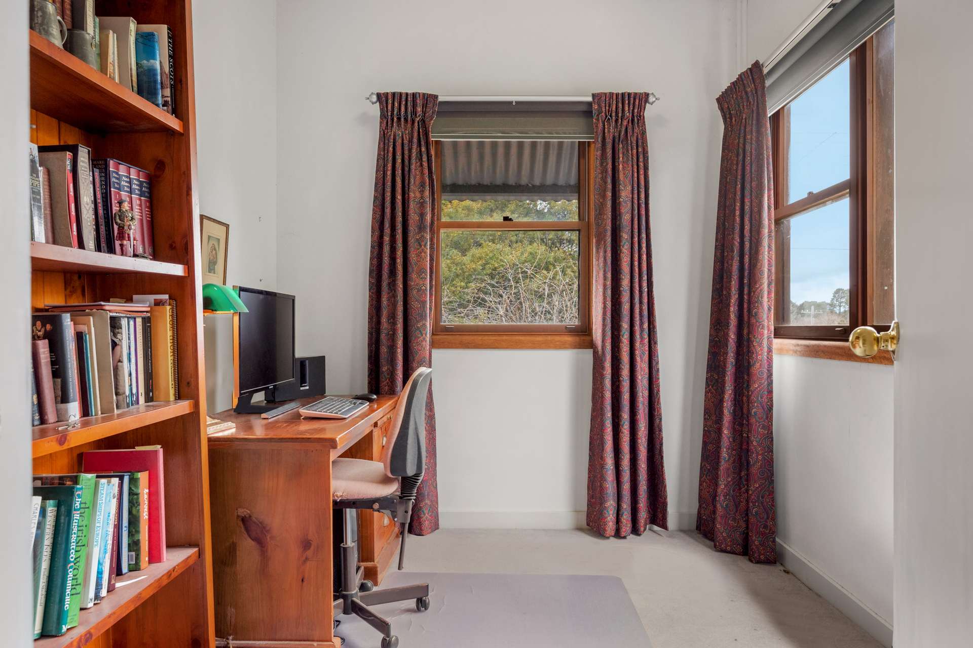33 Fitzgerald Street, Wentworth Falls, NSW 2782 AUS