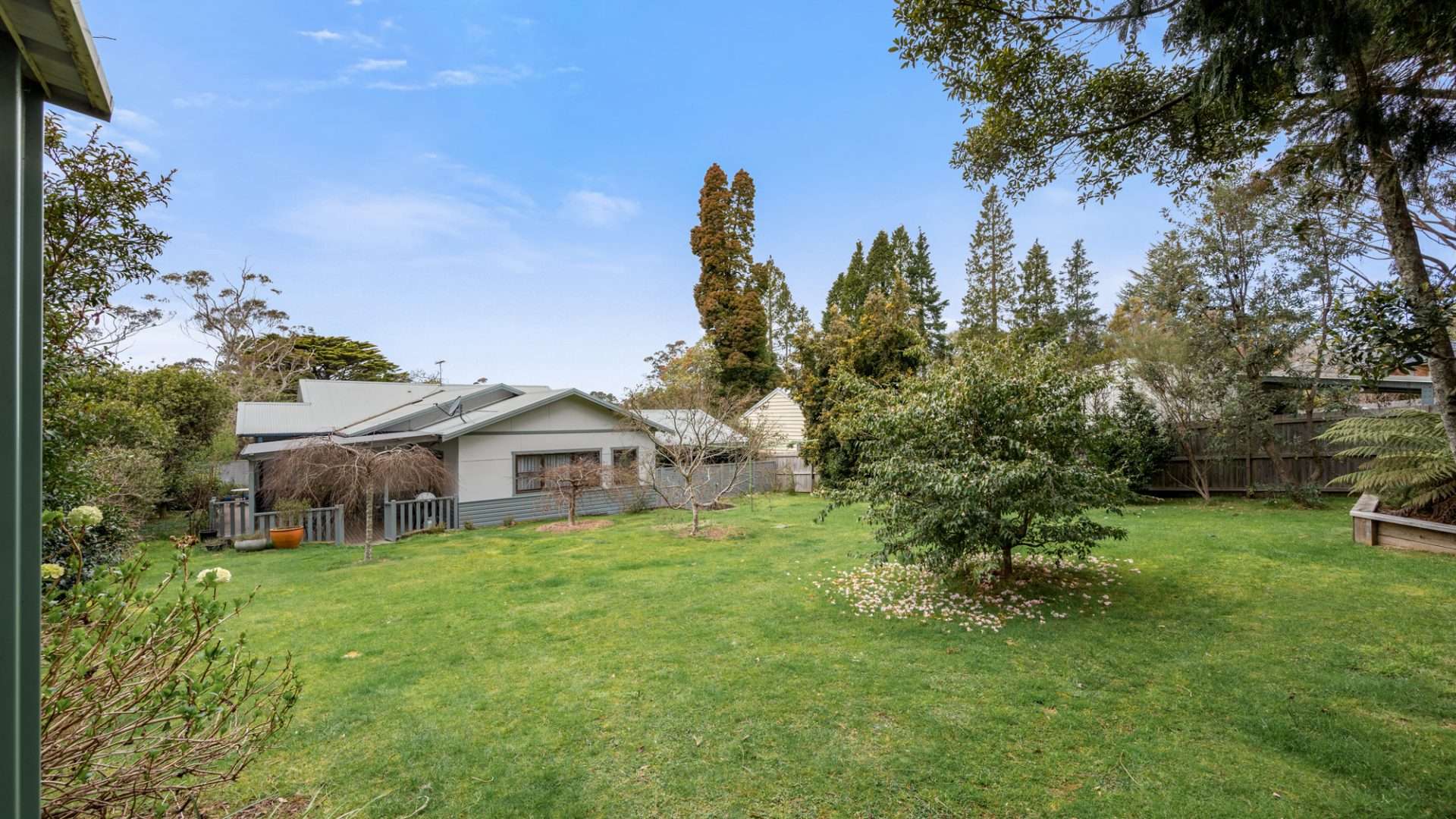 33 Fitzgerald Street, Wentworth Falls, NSW 2782 AUS