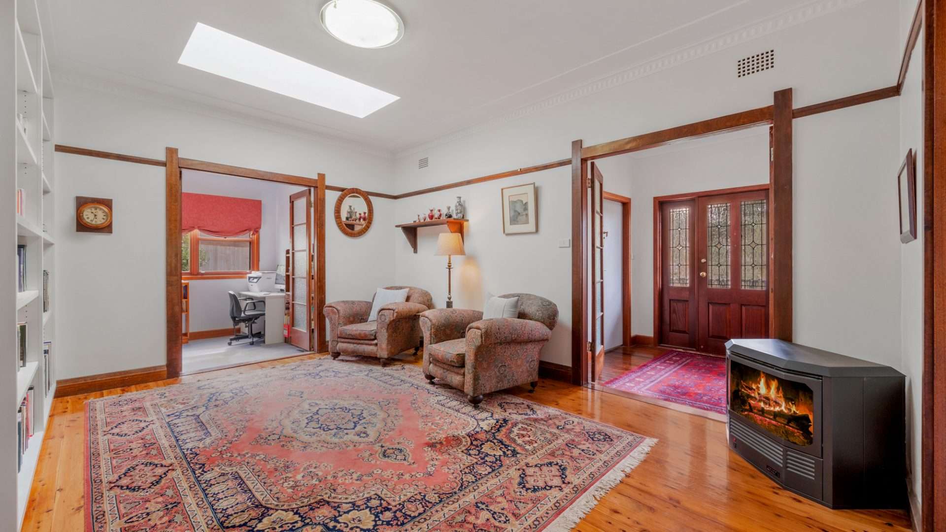 33 Fitzgerald Street, Wentworth Falls, NSW 2782 AUS