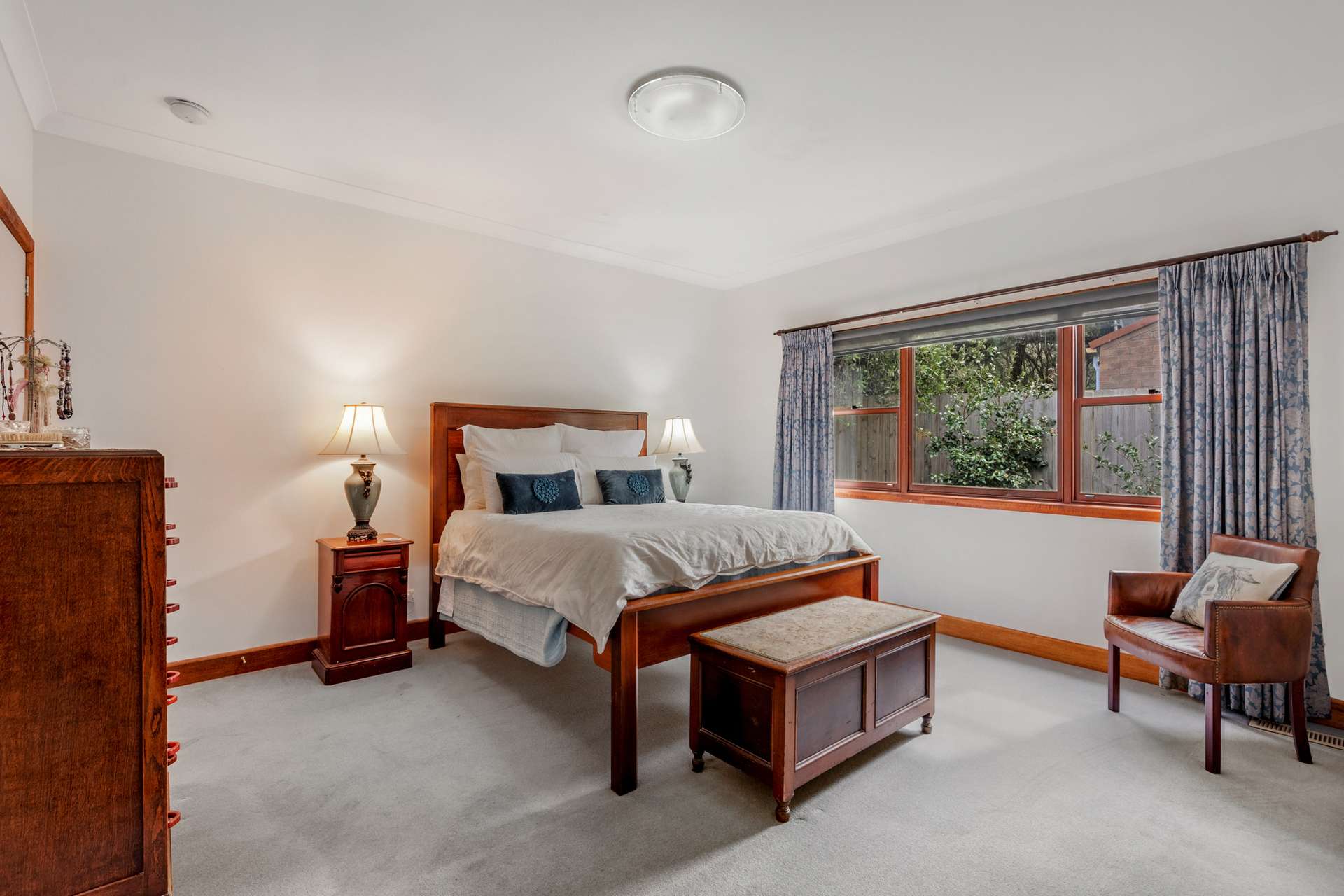 33 Fitzgerald Street, Wentworth Falls, NSW 2782 AUS