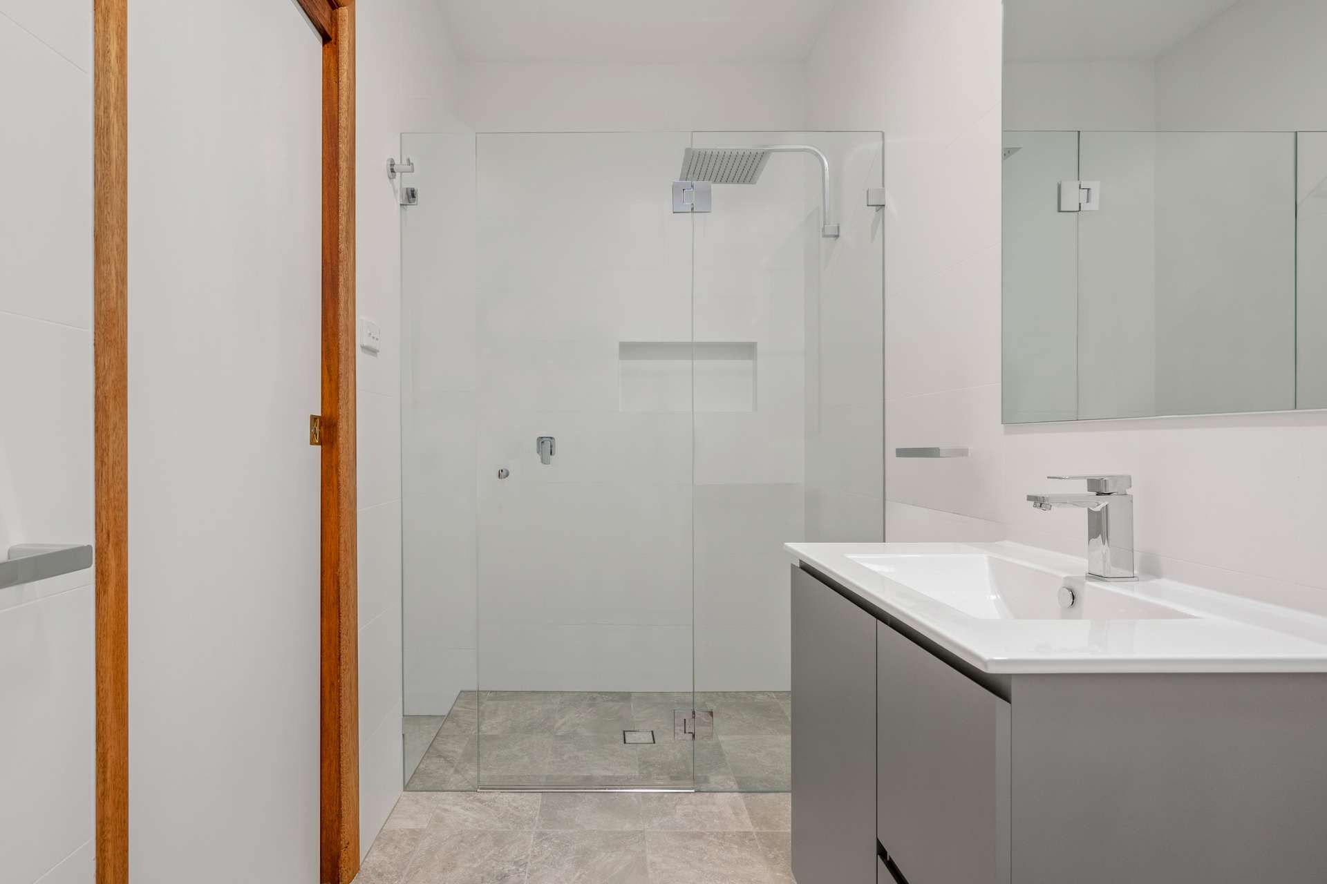 33 Fitzgerald Street, Wentworth Falls, NSW 2782 AUS