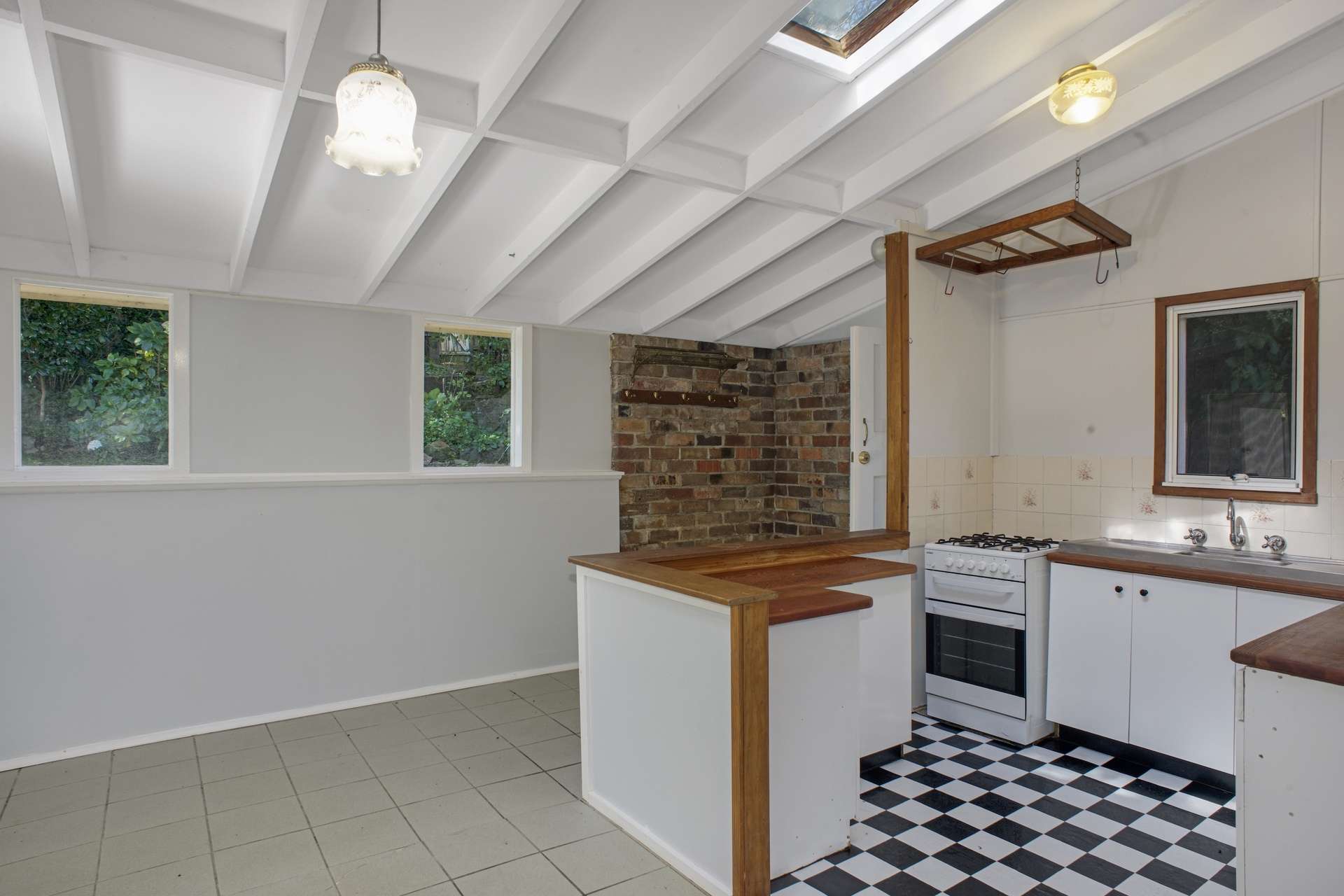 28 Freelander Avenue, Katoomba, NSW 2780 AUS