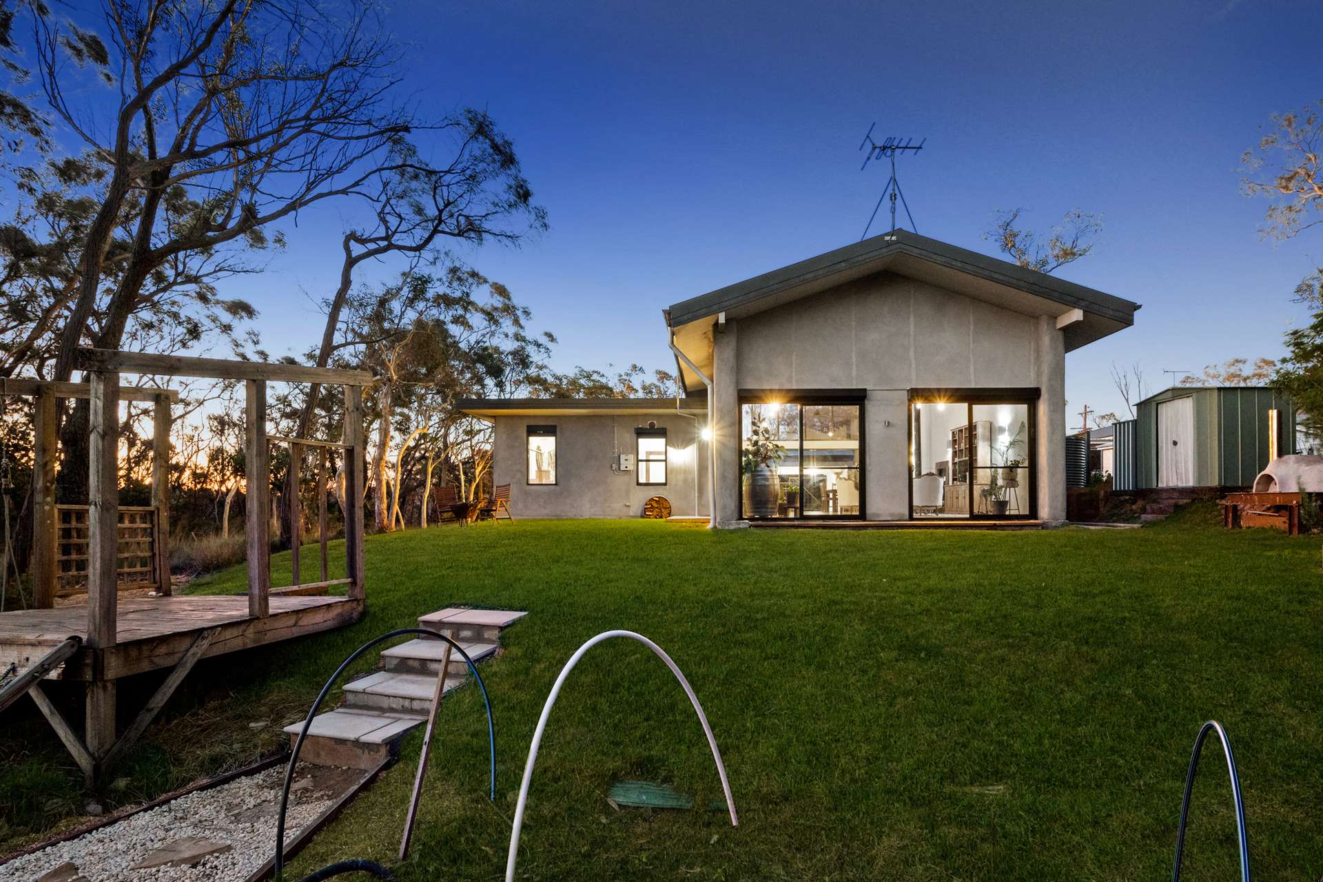 24 Yester Road, Wentworth Falls, NSW 2782 AUS