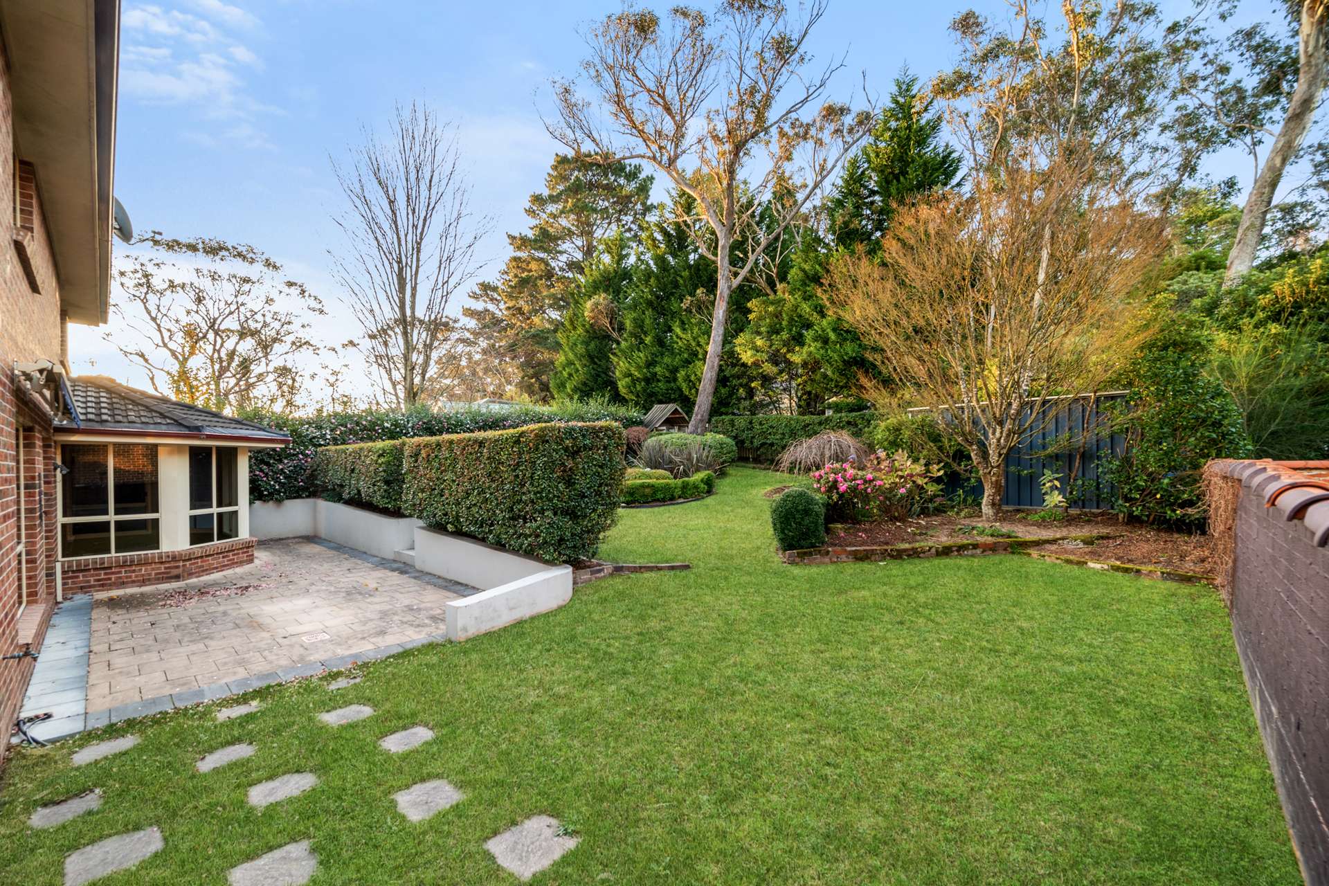 48 Dalrymple Avenue, Wentworth Falls, NSW 2782 AUS