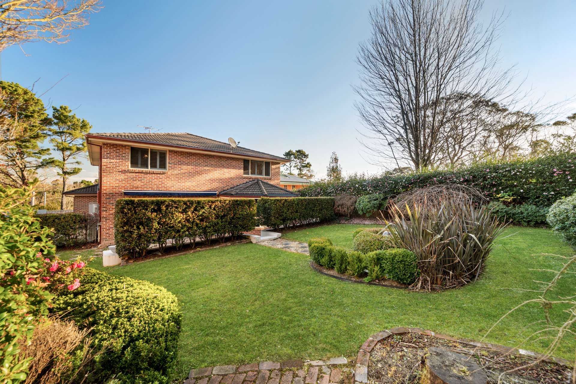 48 Dalrymple Avenue, Wentworth Falls, NSW 2782 AUS