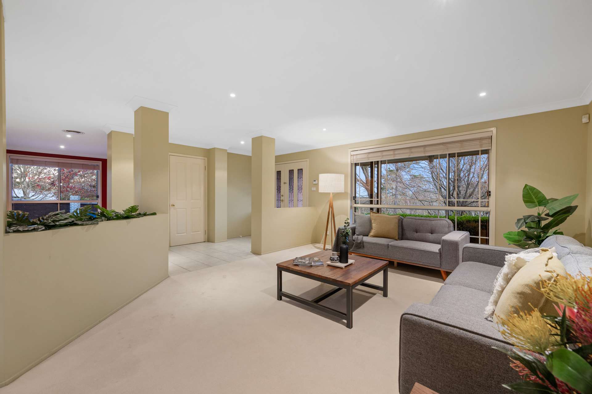 48 Dalrymple Avenue, Wentworth Falls, NSW 2782 AUS
