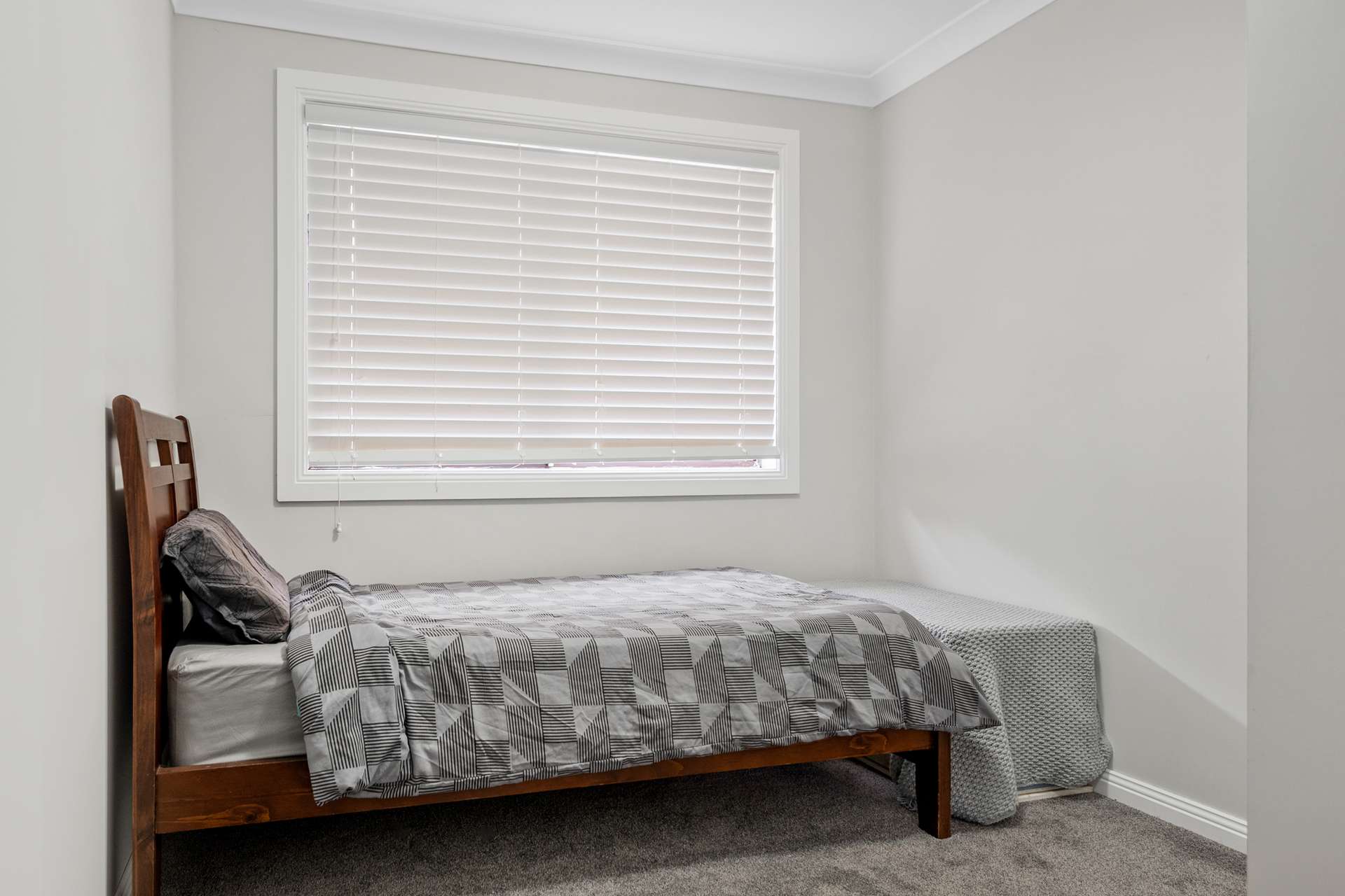 32 Paris Parade, Katoomba, NSW 2780 AUS