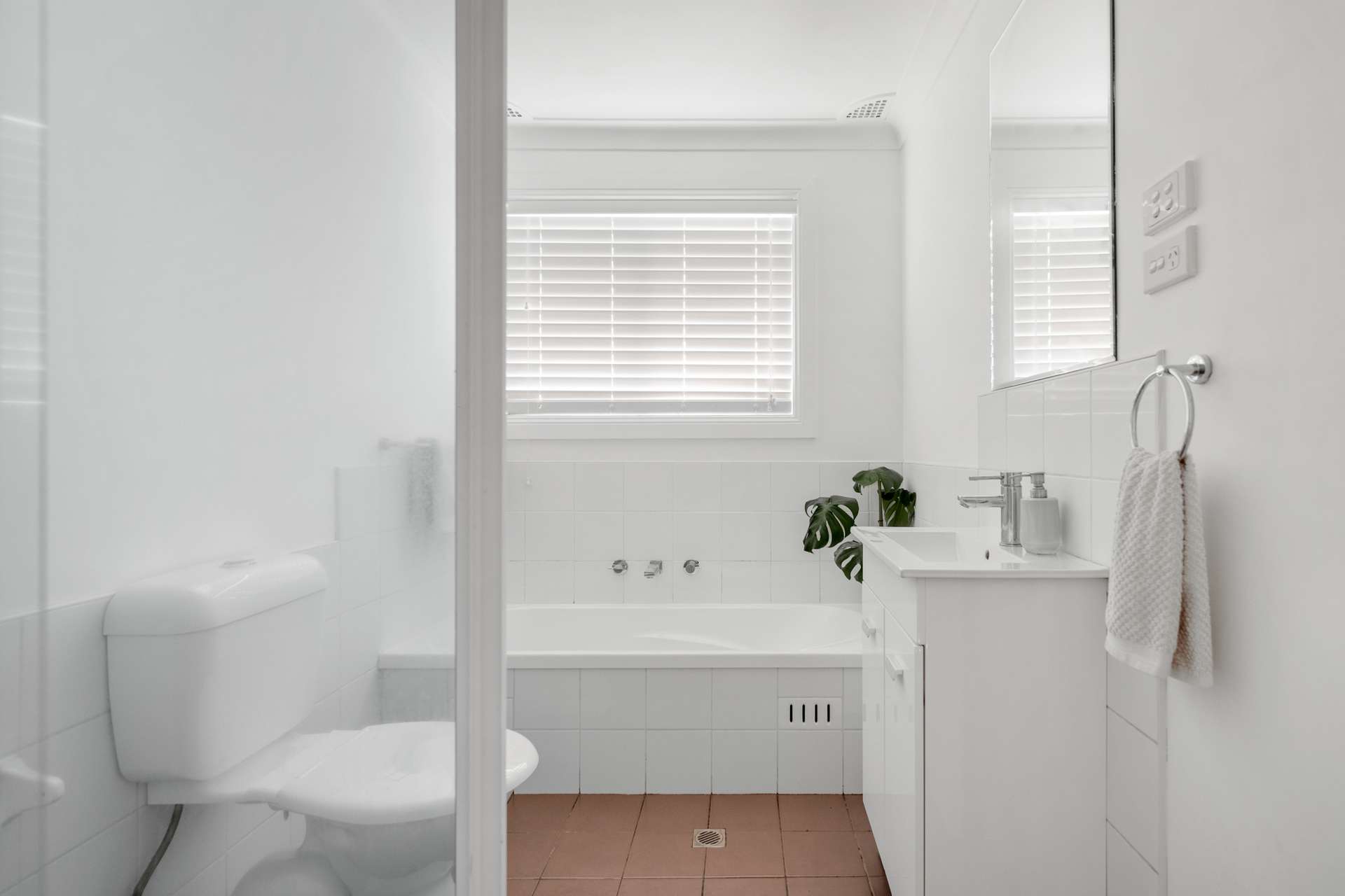 32 Paris Parade, Katoomba, NSW 2780 AUS