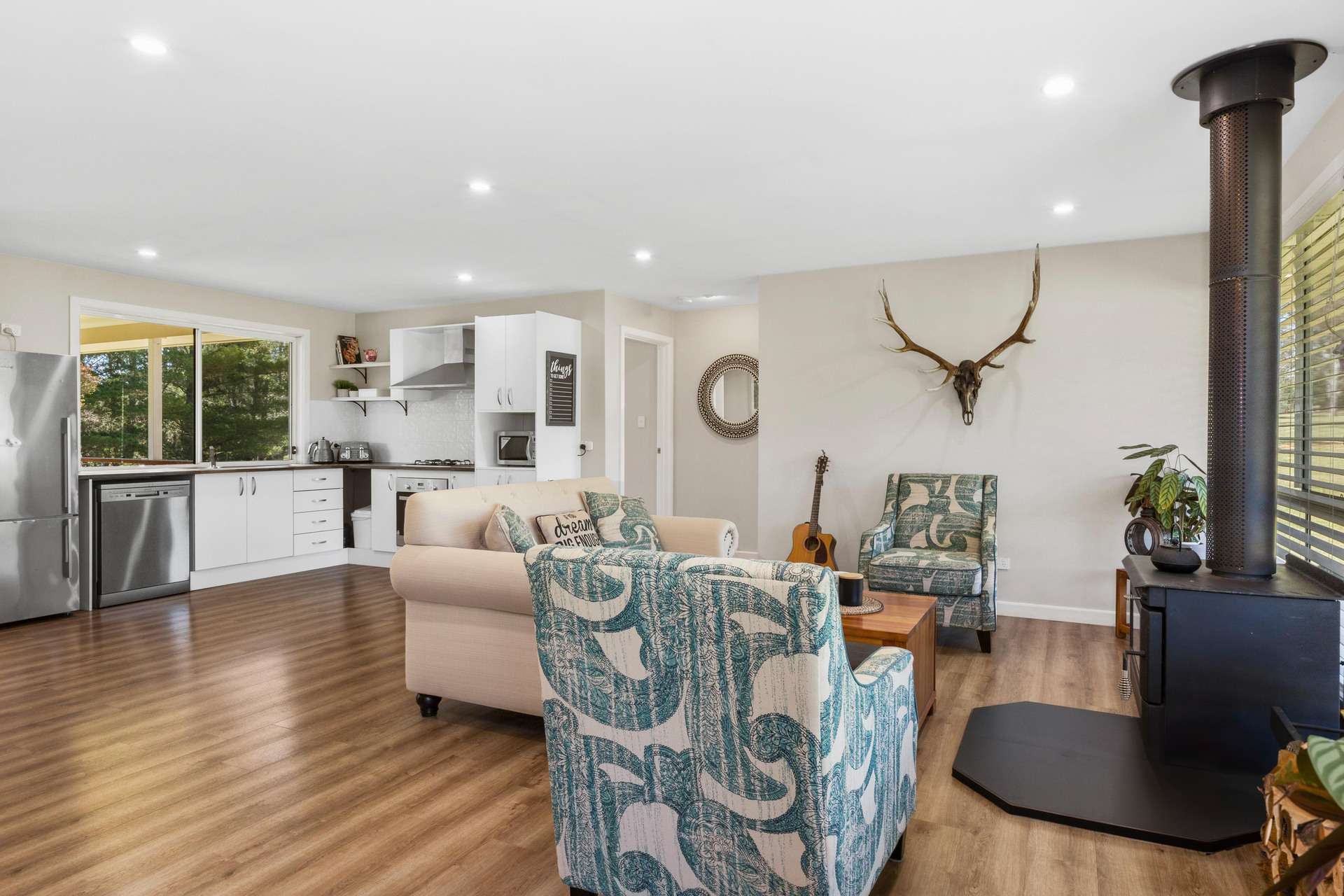 75 Oakey Forest Road, Marrangaroo, NSW 2790 AUS