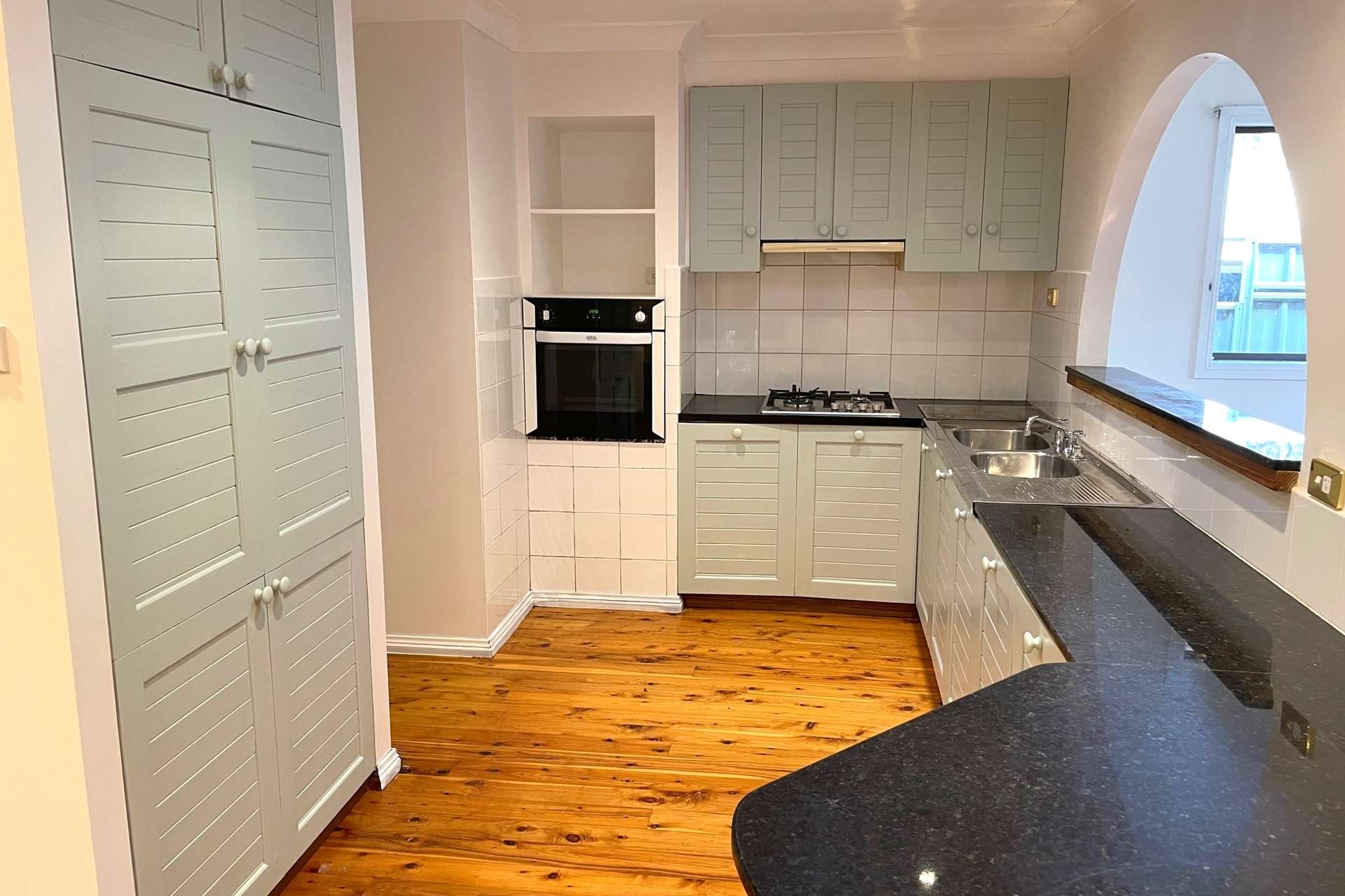 18 David Street, Wentworth Falls, NSW 2782 AUS