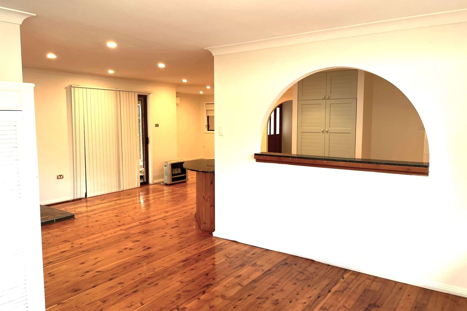 18 David Street, Wentworth Falls, NSW 2782 AUS