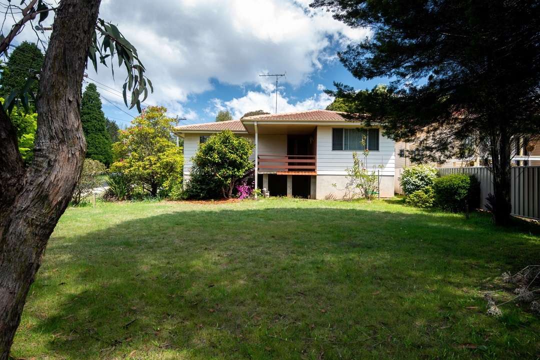 52 South Street, Katoomba, NSW 2780 AUS
