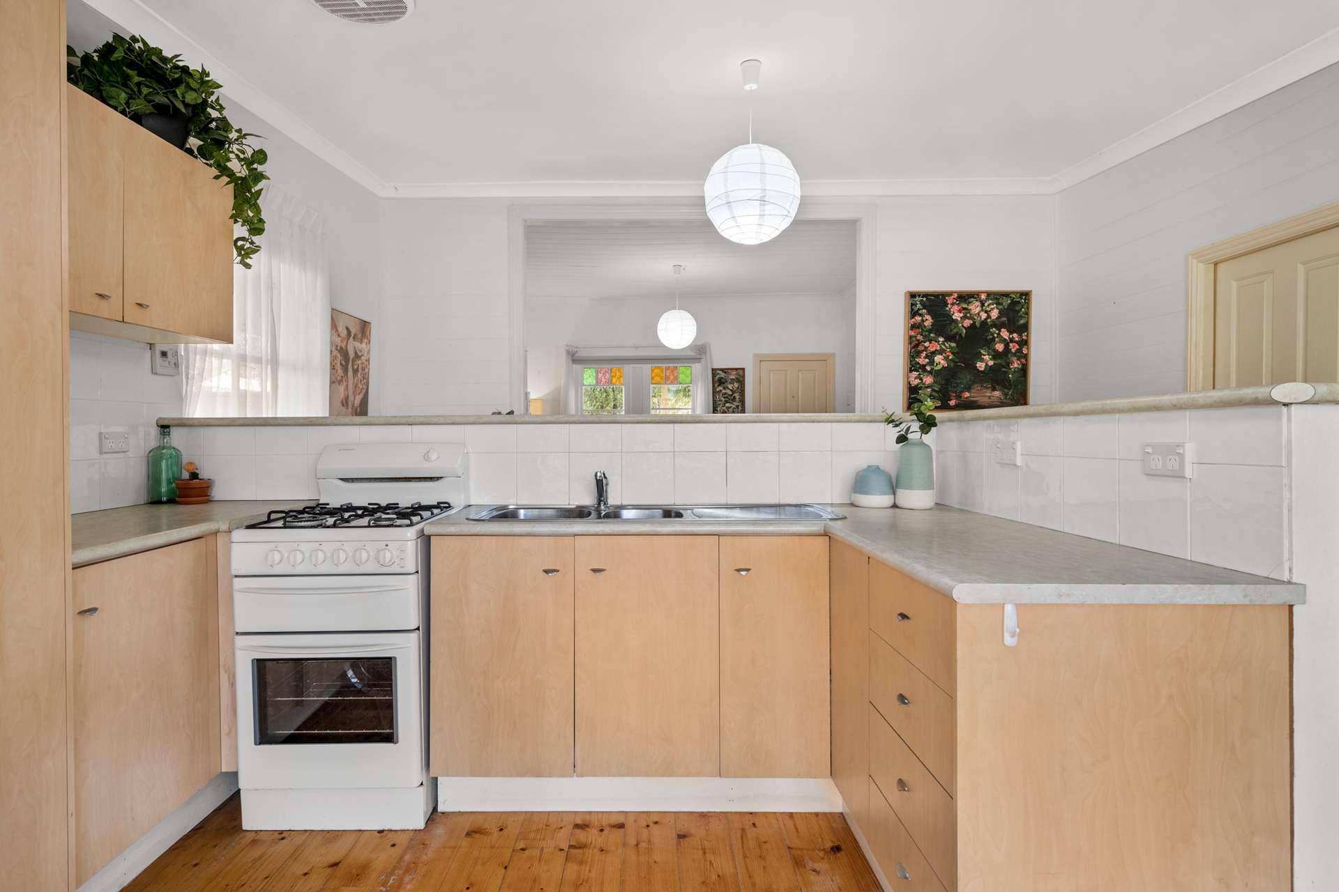 25 Govett Street, Katoomba, NSW 2780 AUS