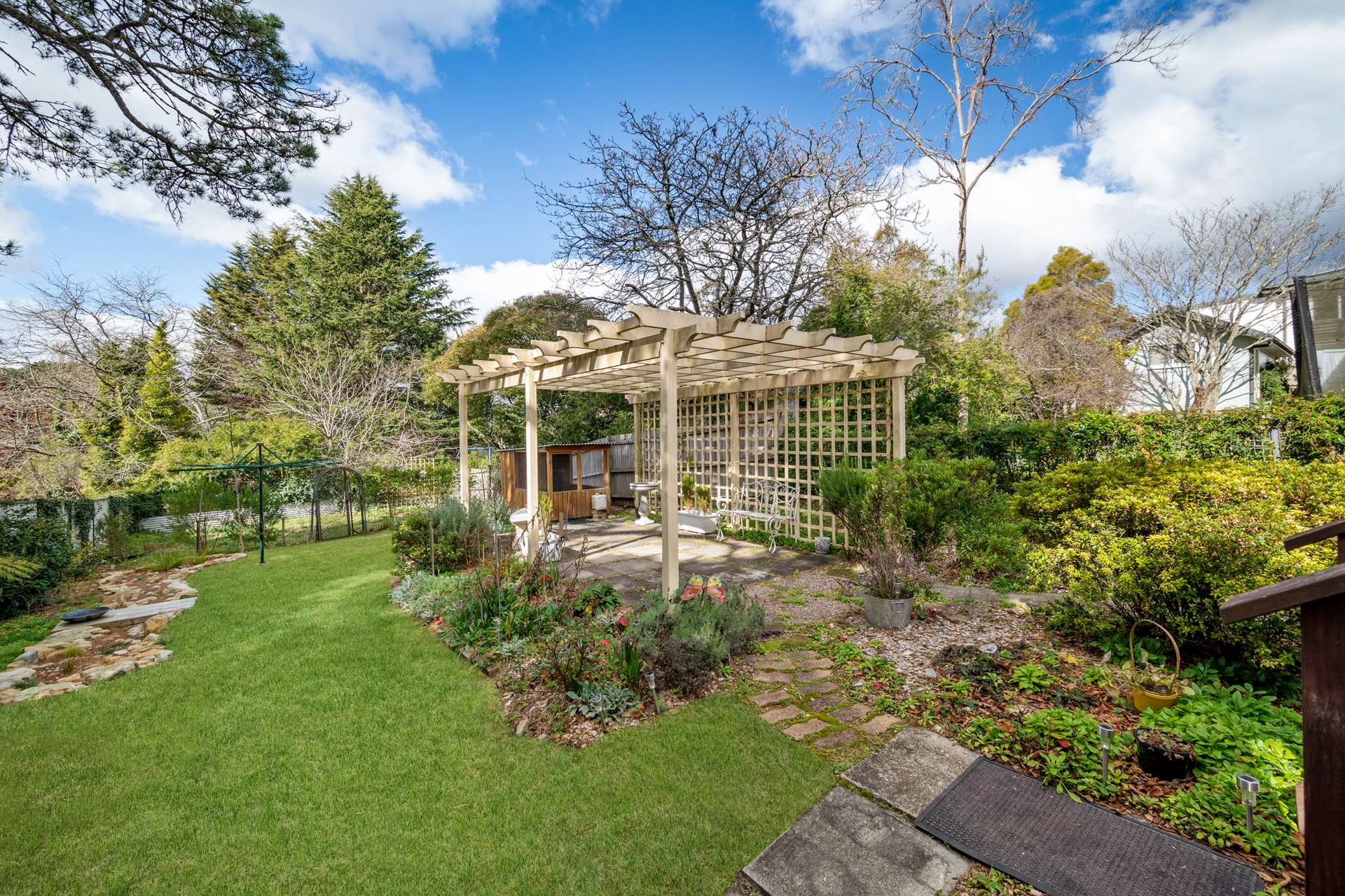 25 Govett Street, Katoomba, NSW 2780 AUS