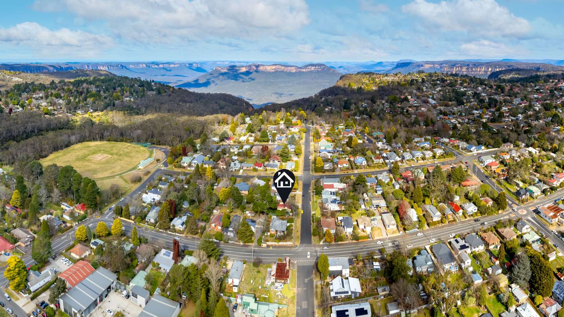 25 Govett Street, Katoomba, NSW 2780 AUS