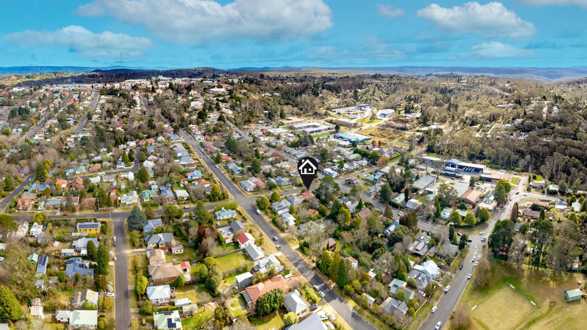 25 Govett Street, Katoomba, NSW 2780 AUS