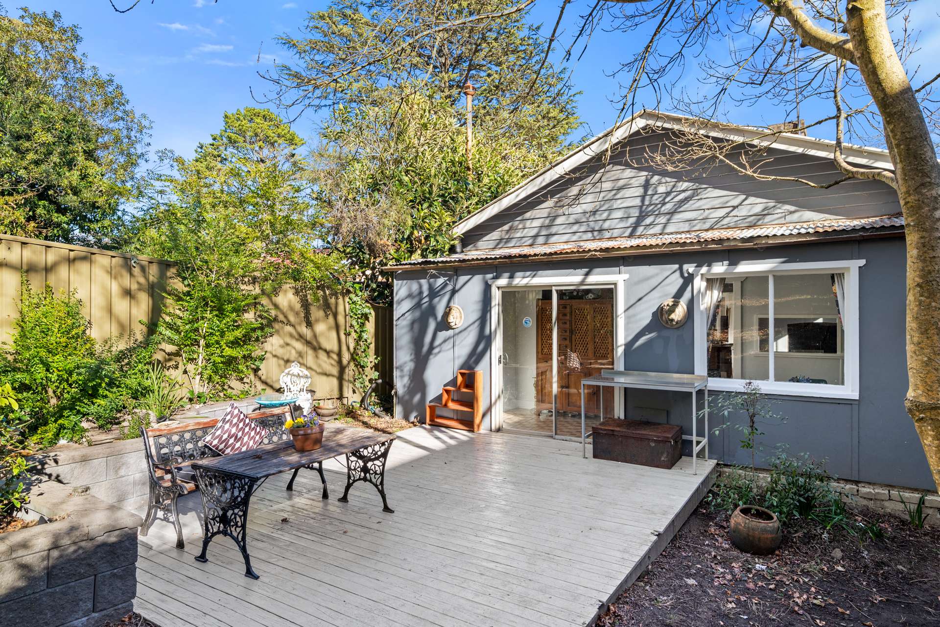 12 Neale Street, Katoomba, NSW 2780 AUS