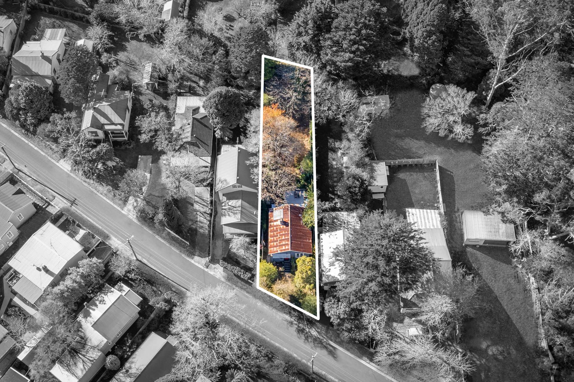 12 Neale Street, Katoomba, NSW 2780 AUS