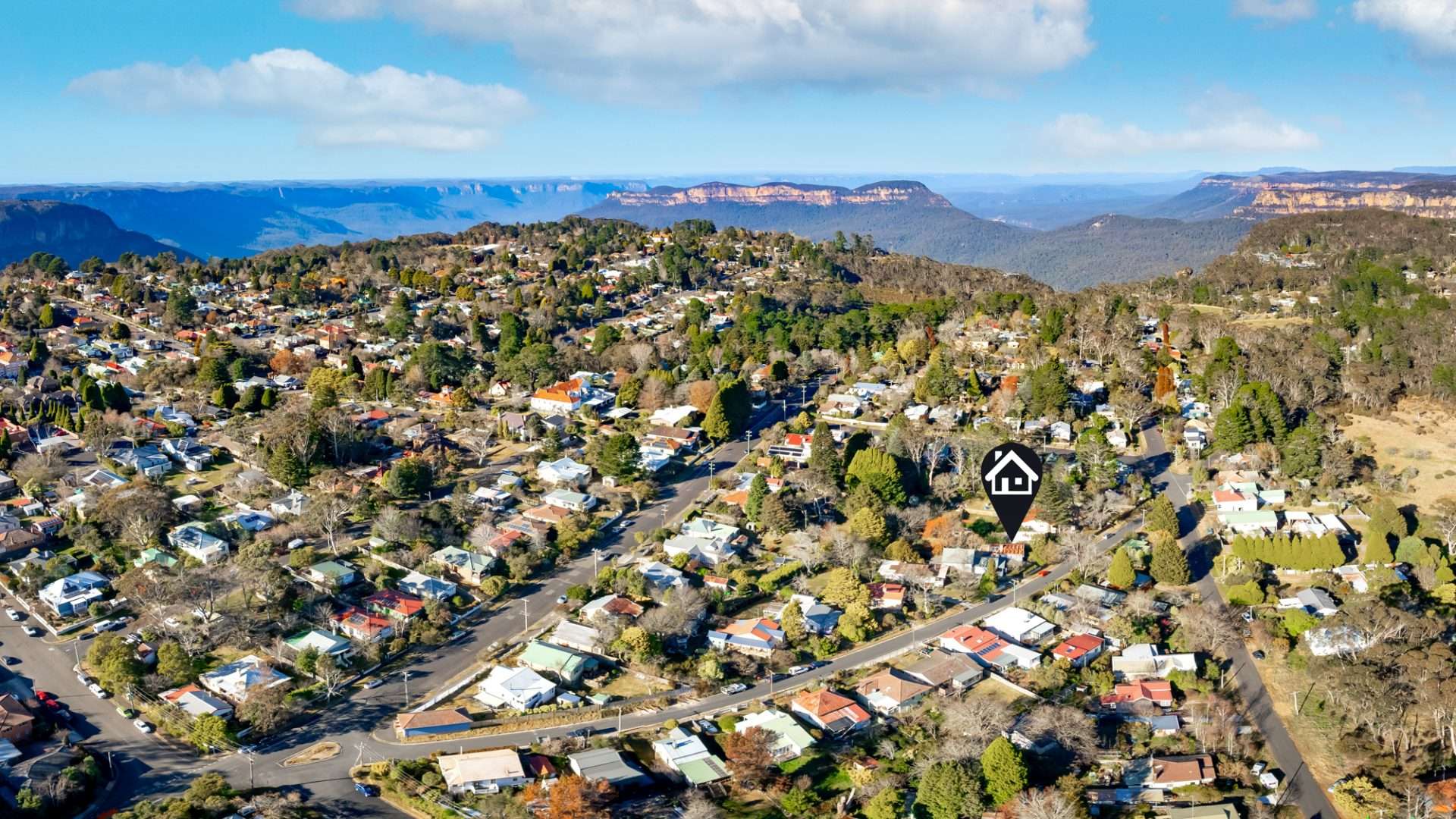 12 Neale Street, Katoomba, NSW 2780 AUS