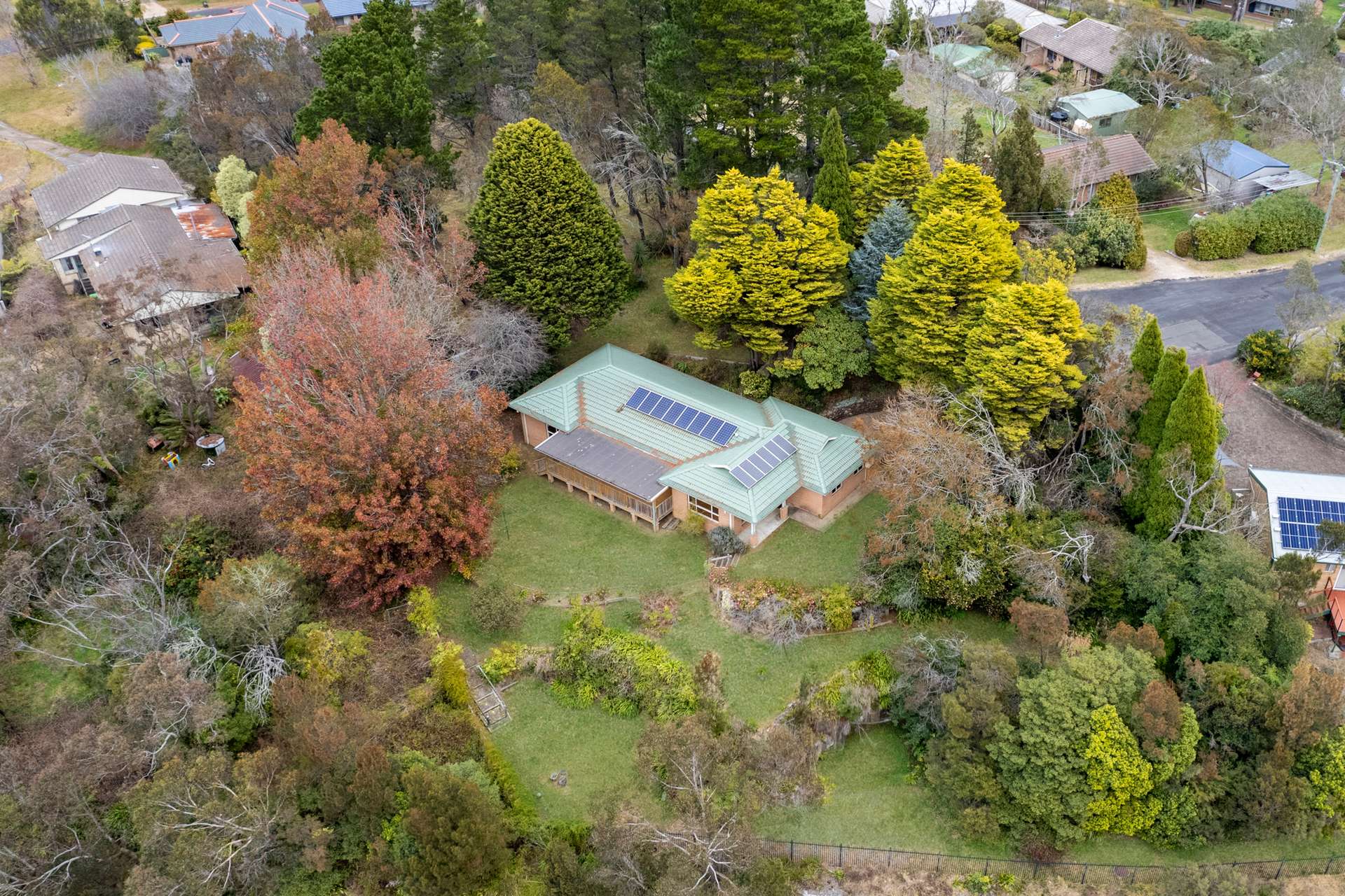 11 John Street, Wentworth Falls, NSW 2782 AUS