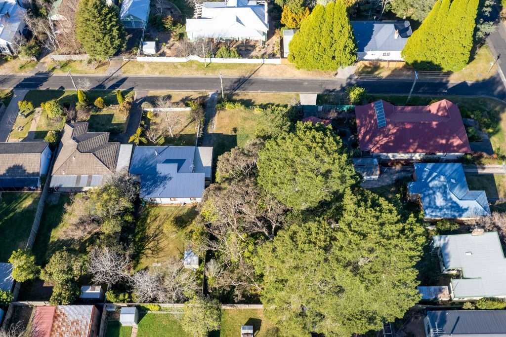 17 Murphys Lane, Wentworth Falls, NSW 2782 AUS