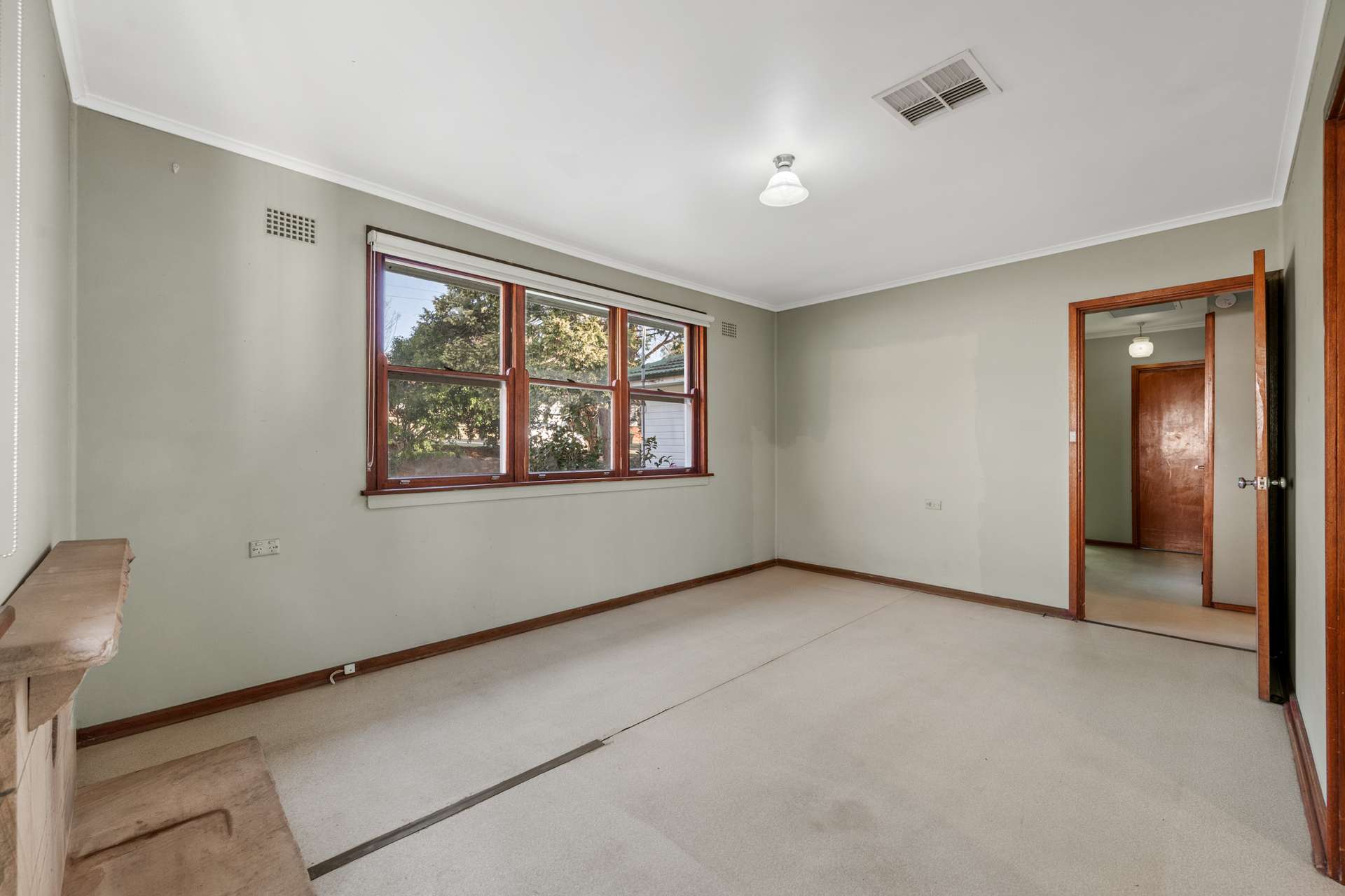 50 Boorea Street, Blaxland, NSW 2774 AUS