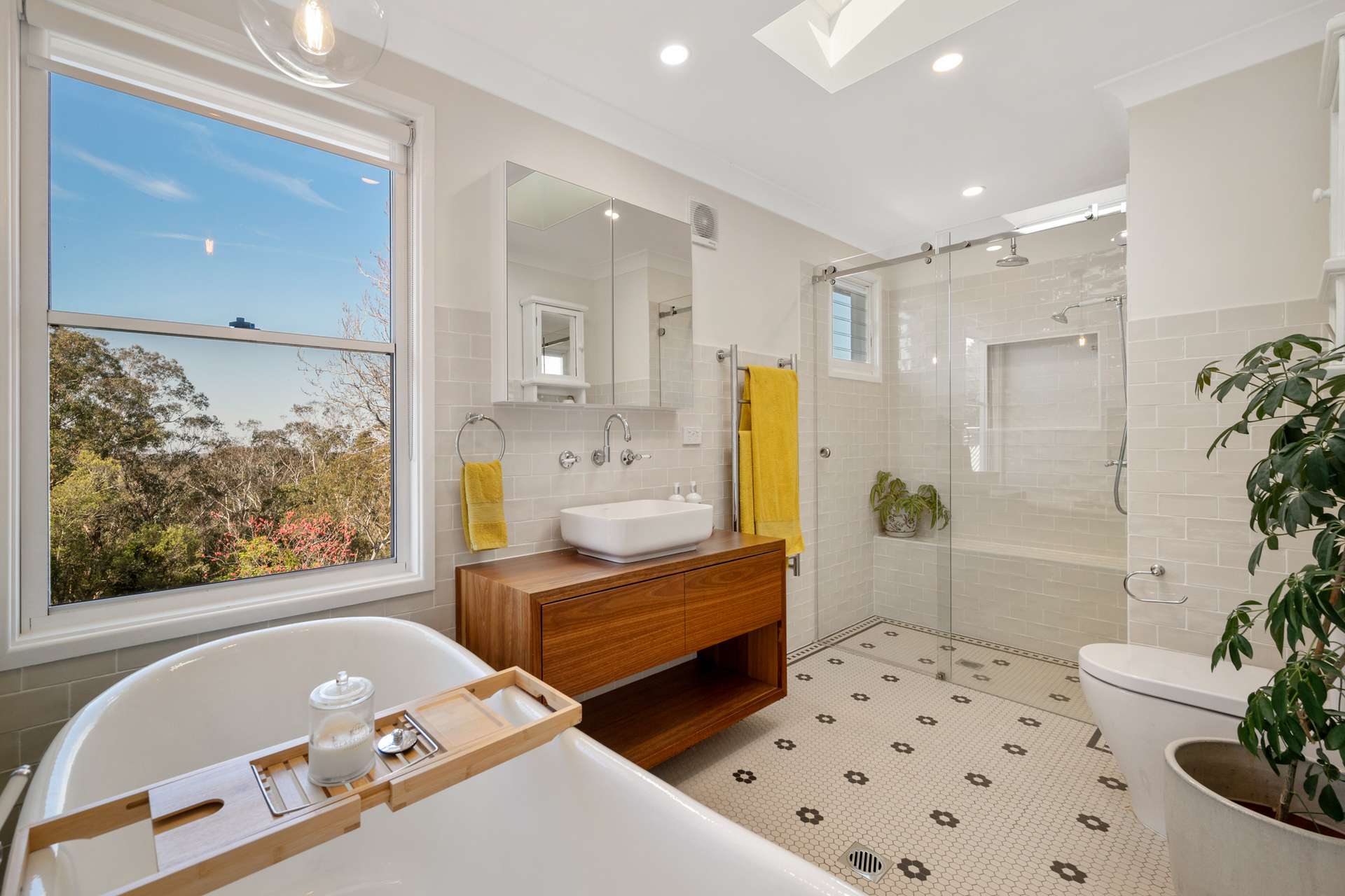 66 Valley Road, Hazelbrook, NSW 2779 AUS