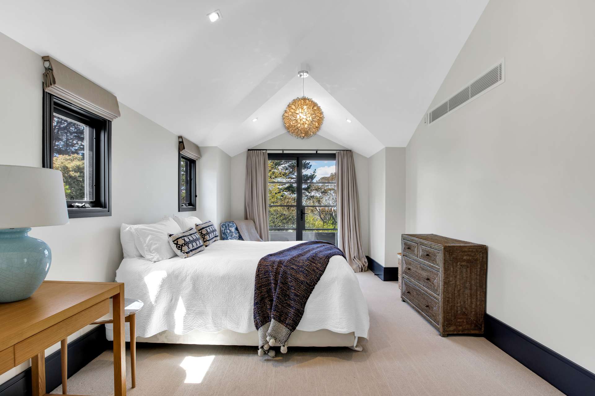 30 Darley Street, Katoomba, NSW 2780 AUS