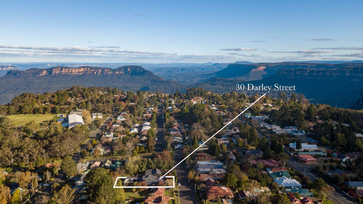 30 Darley Street, Katoomba NSW 2780 Purcell Property