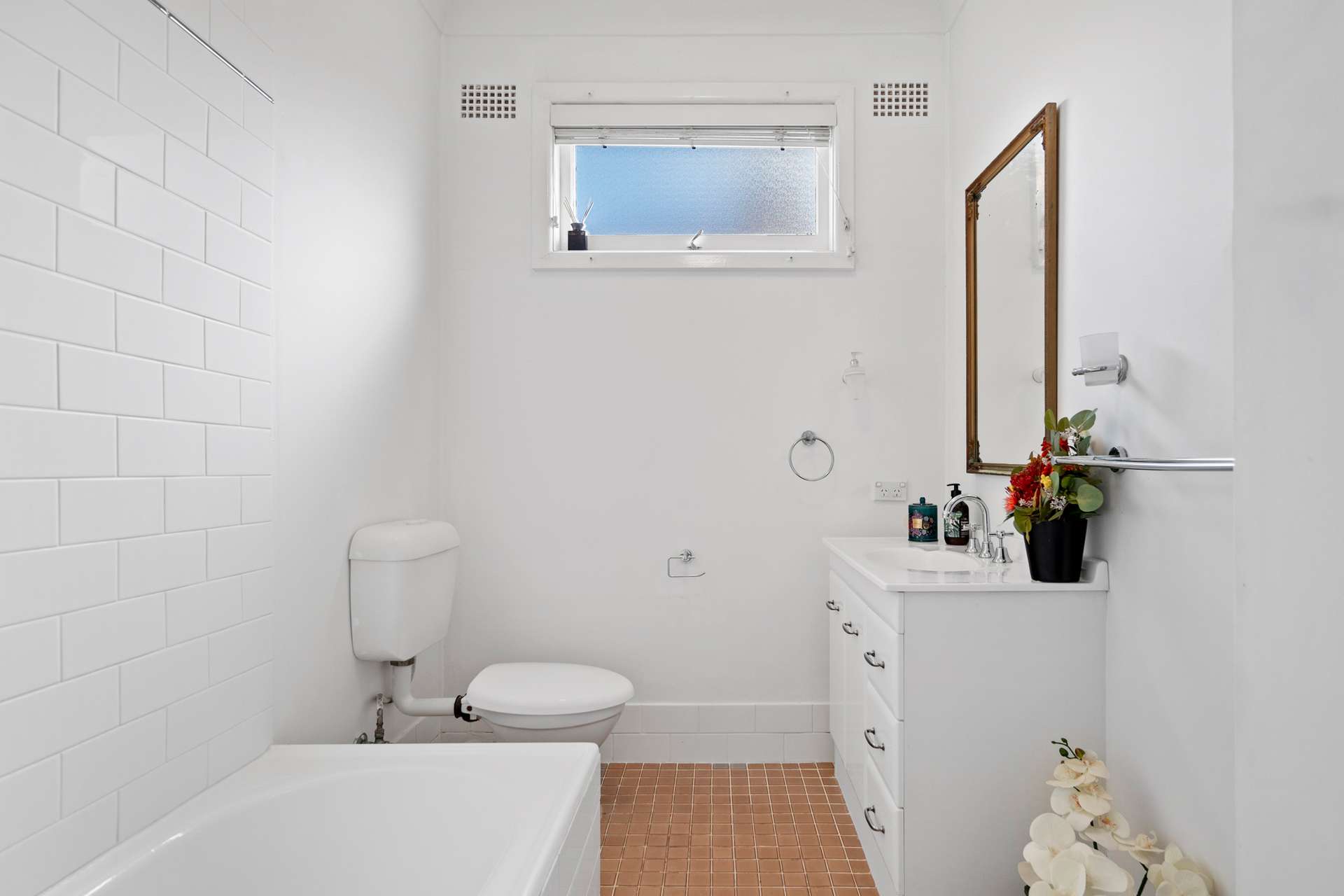 11 Raymond Road, Katoomba, NSW 2780 AUS