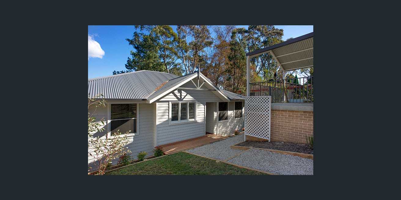 27a Freelander Avenue, Katoomba, NSW 2780 AUS