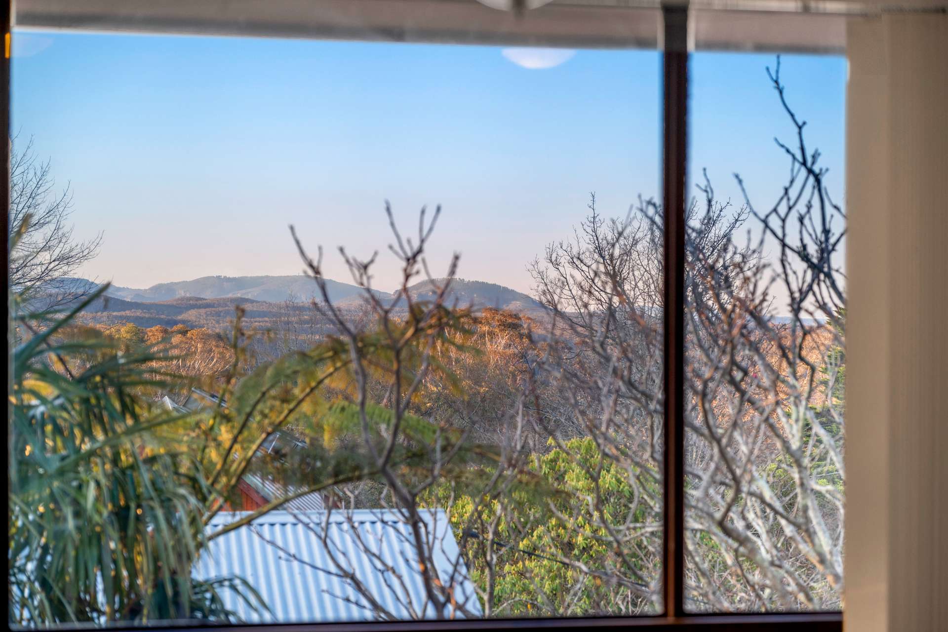 6 Sunnyside Avenue, Wentworth Falls, NSW 2782 AUS