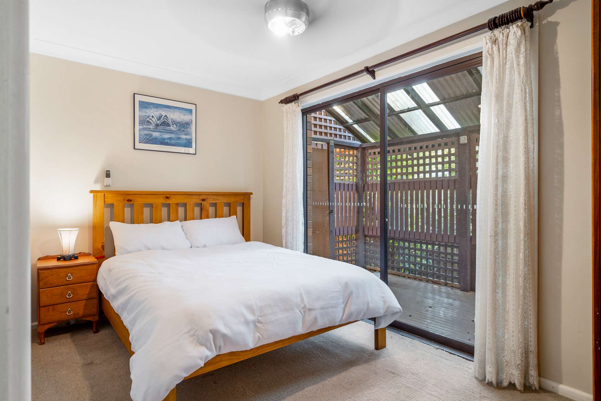 6 Sunnyside Avenue, Wentworth Falls, NSW 2782 AUS