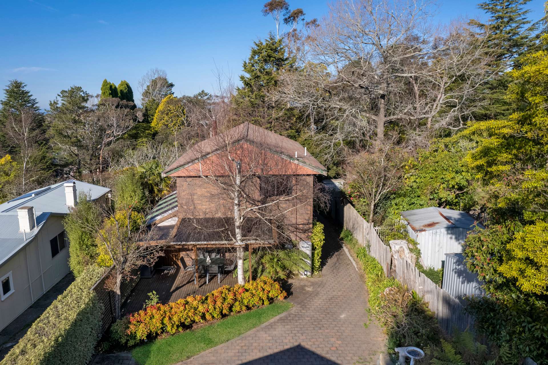 6 Sunnyside Avenue, Wentworth Falls, NSW 2782 AUS