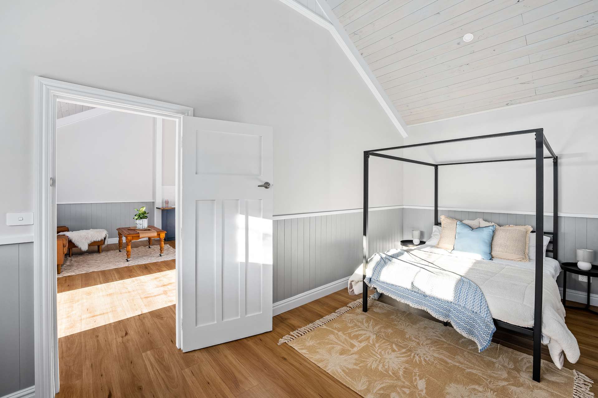 126 Falls Road, Wentworth Falls, NSW 2782 AUS