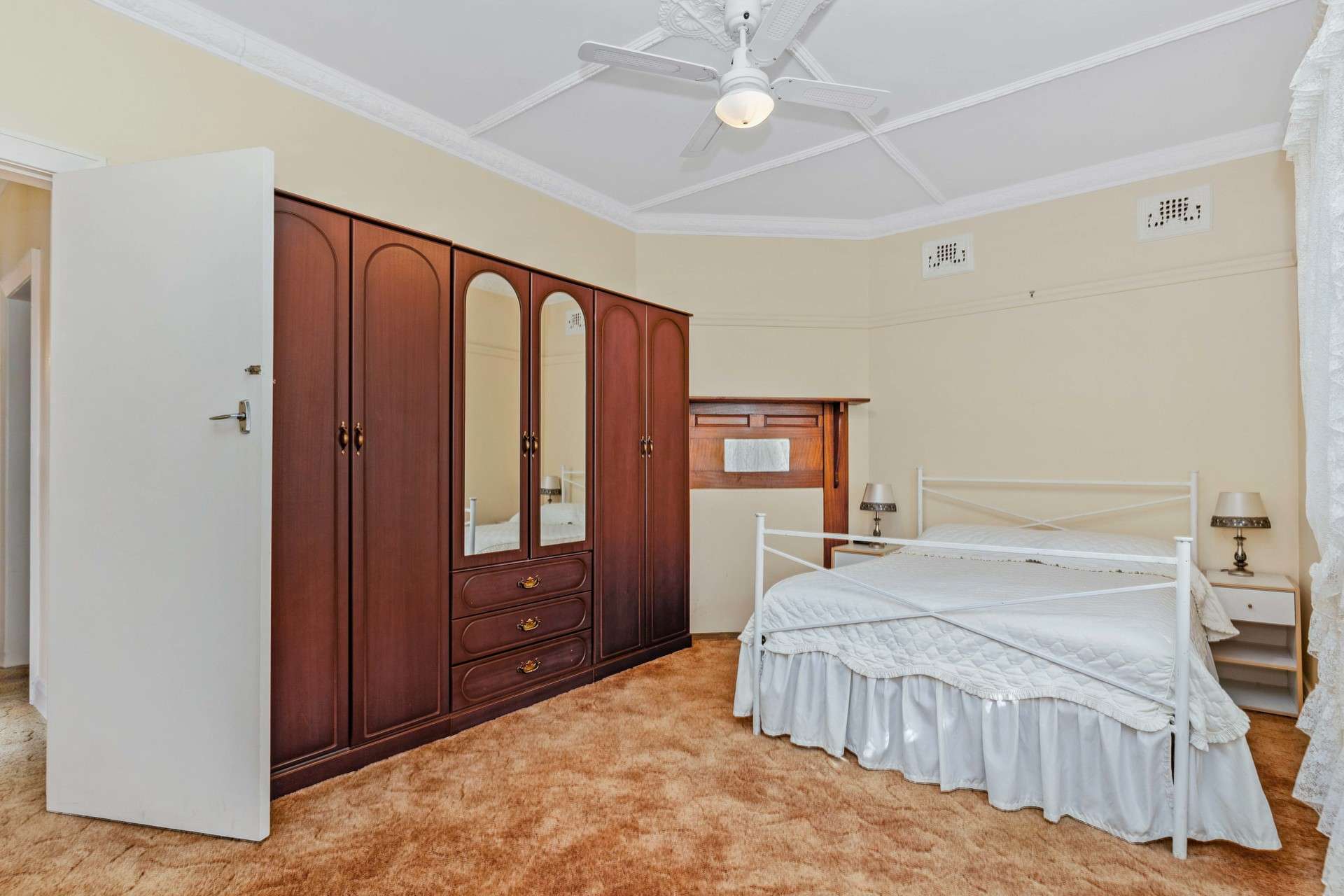 33 Cupro Street, Lithgow, NSW 2790 AUS