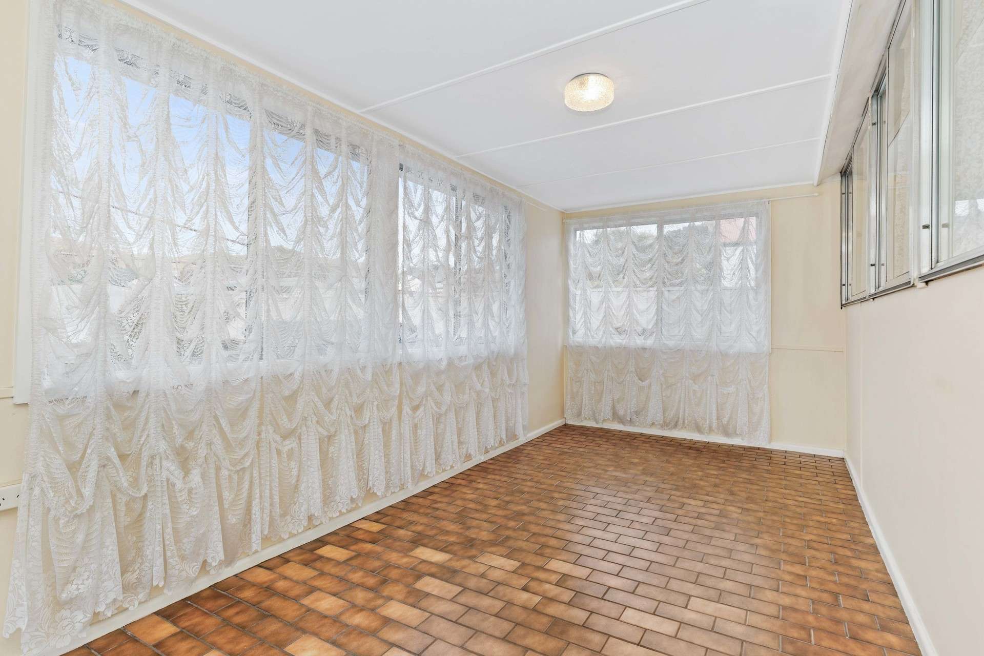 33 Cupro Street, Lithgow, NSW 2790 AUS