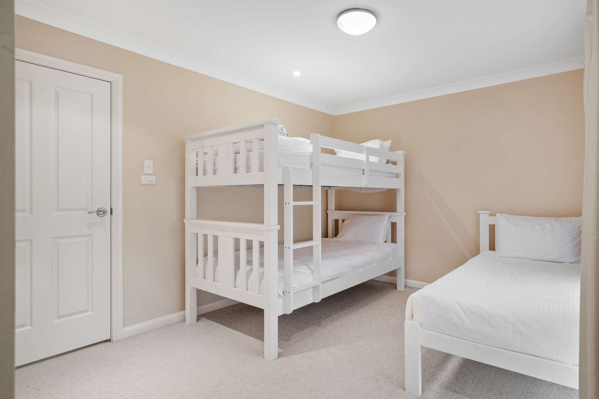 10 First Street, Blackheath, NSW 2785 AUS